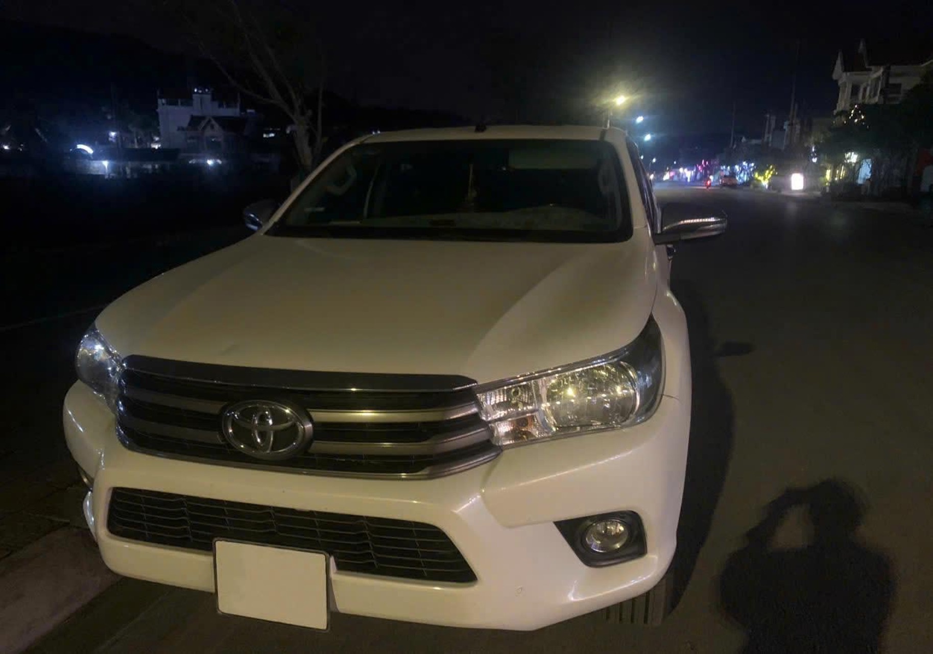 Toyota Hilux anh 3