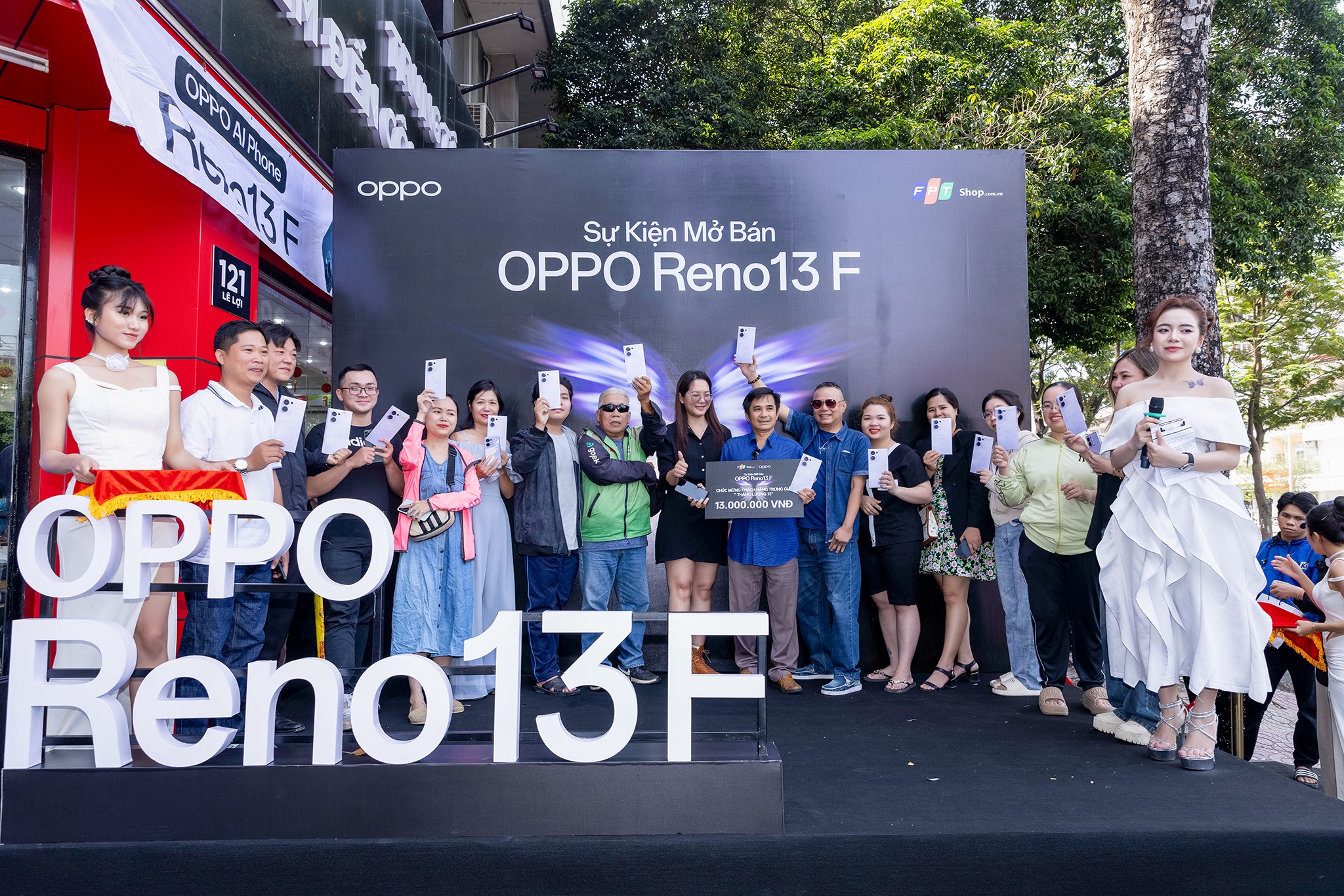 Oppo anh 16