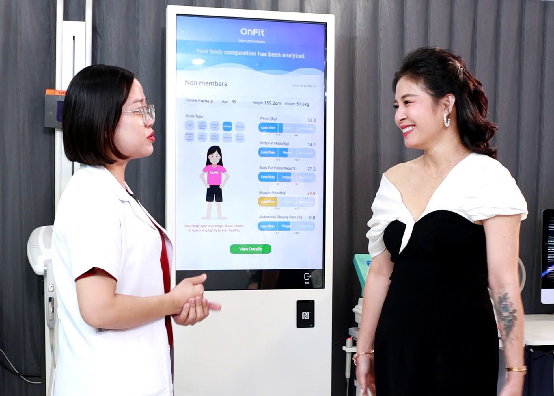 Nguoi dong hanh cac ca giam can tai Dongbang Medical hinh anh