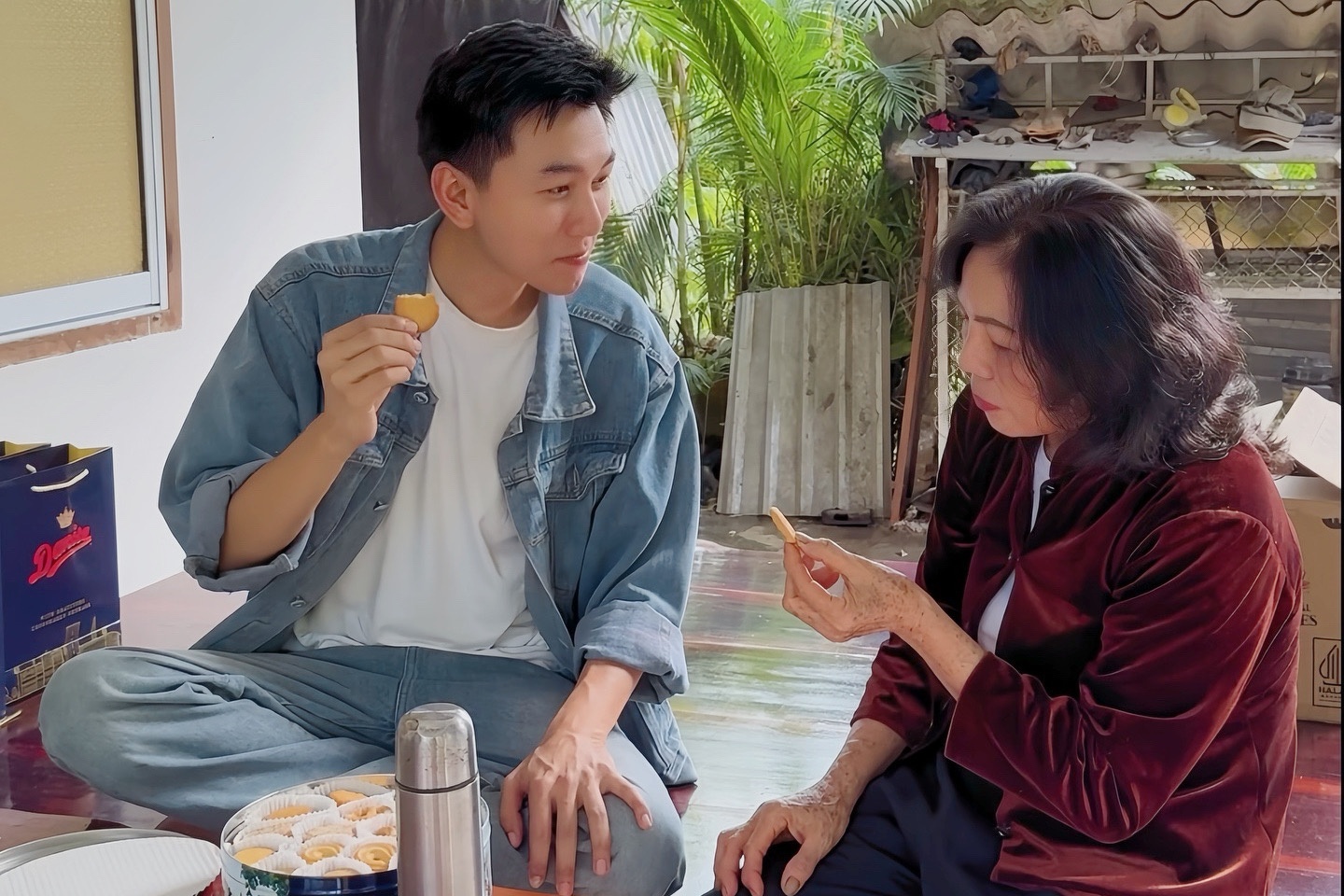 Chuyen du lich Dan Mach khien Khoai Lang Thang bat ngo co gi dac biet? hinh anh