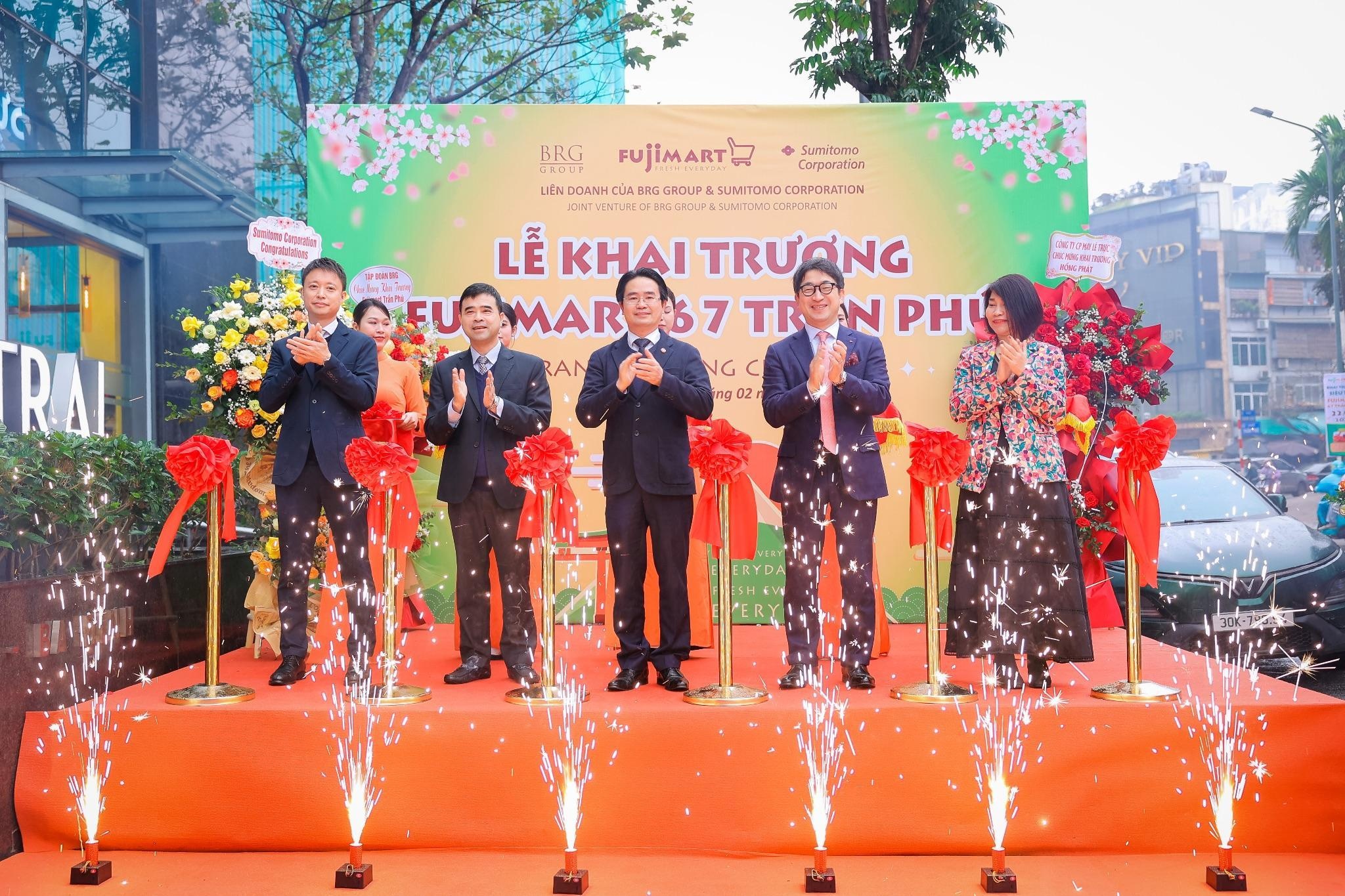 Diem mua sam moi theo phong cach Nhat, gia tot va trai nghiem tron ven hinh anh