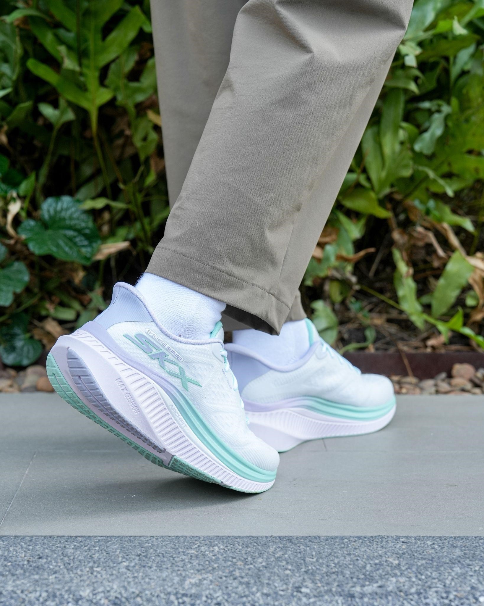 Skechers ảnh 2 Skechers anh 2
