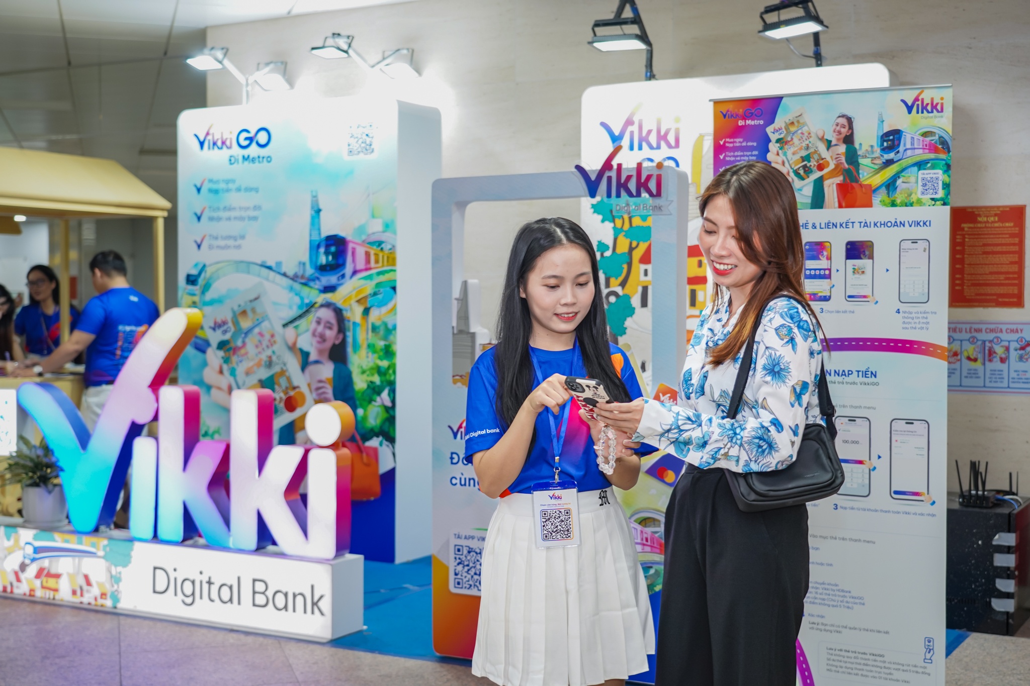 Vikki Bank anh 3