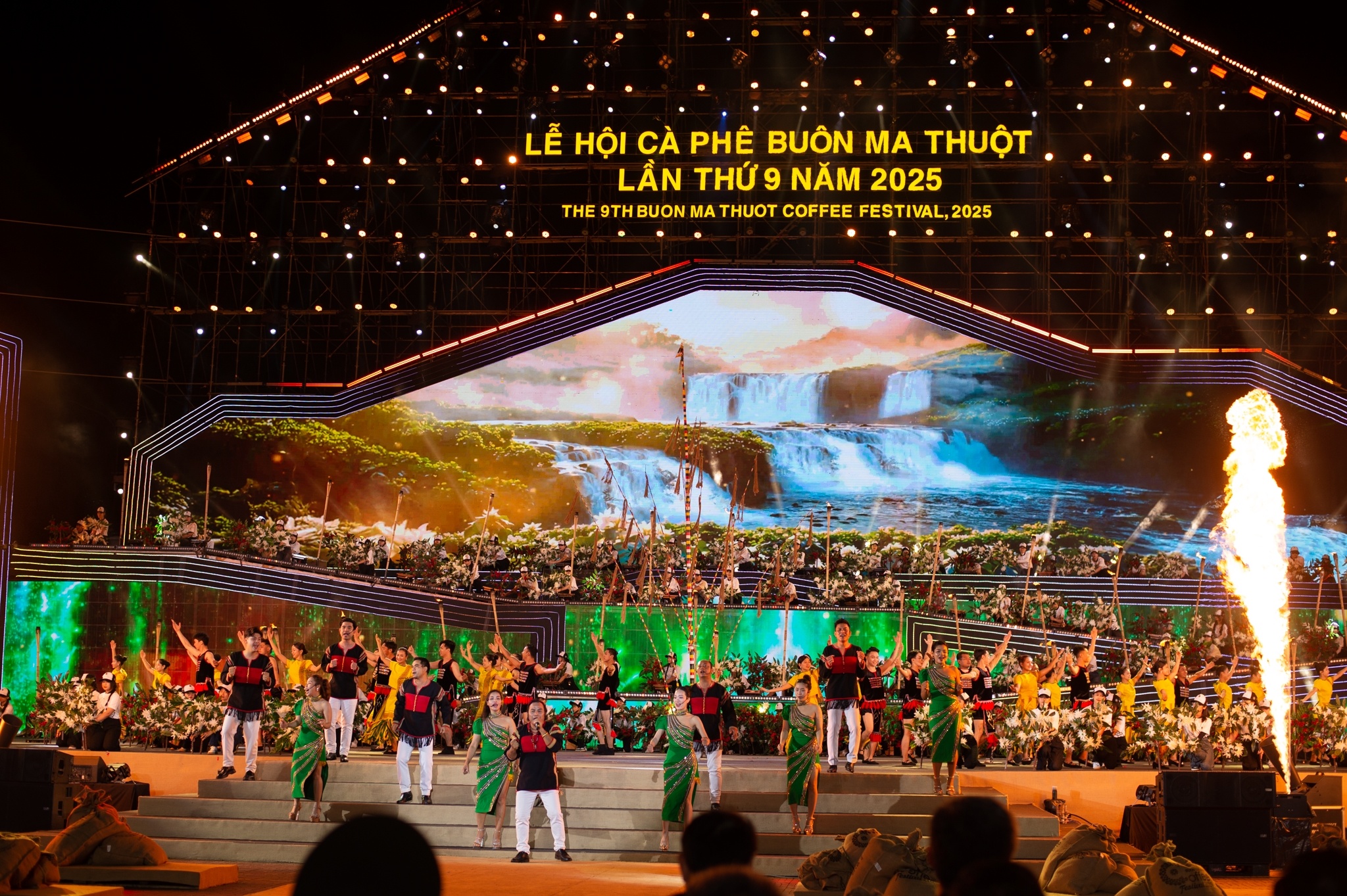 Trung Nguyên Legend,  Lễ hội cà phê ảnh 3 Trung Nguyen Legend,  Le hoi ca phe anh 3