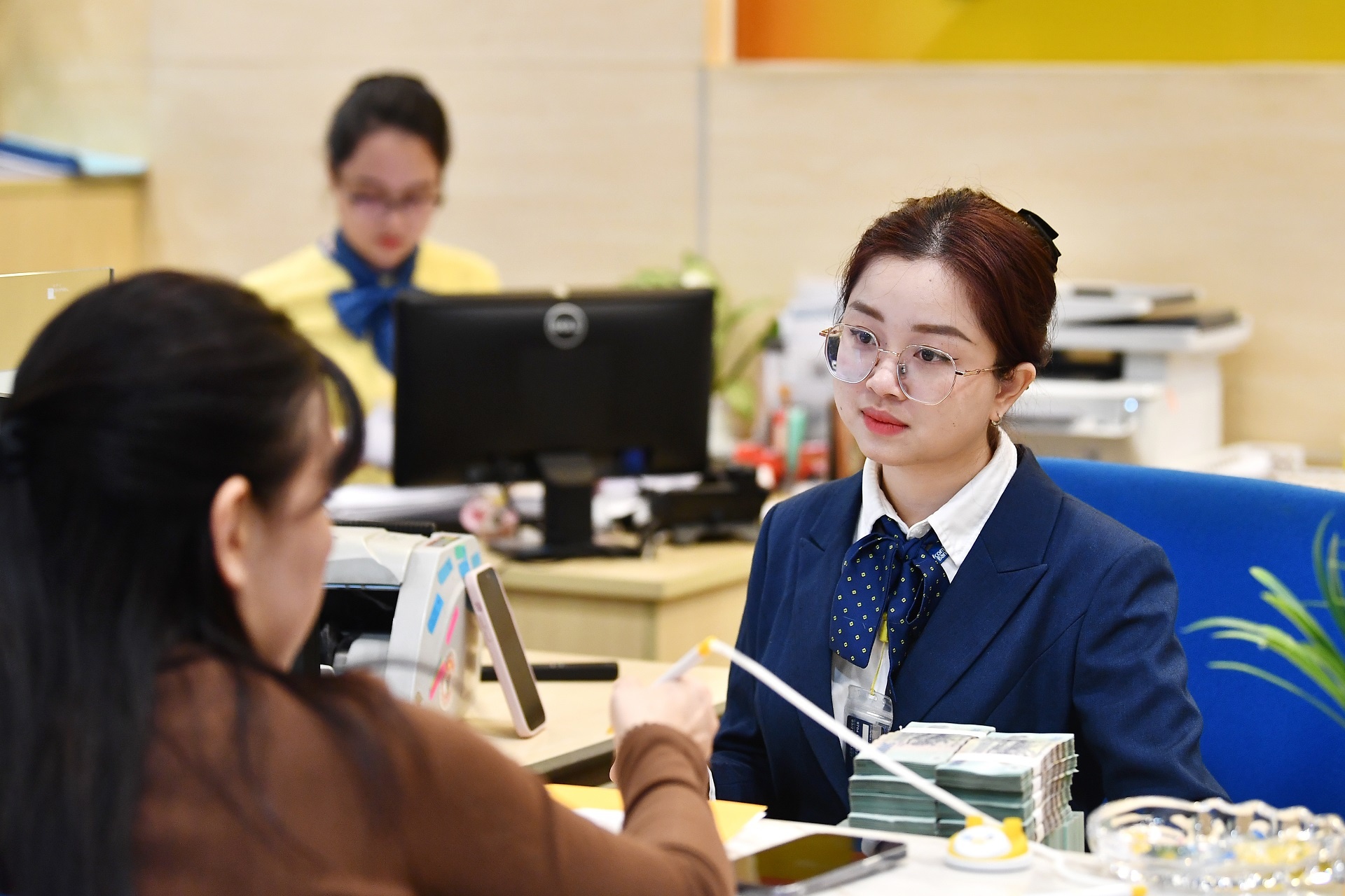 PVcomBank trien khai goi tin dung uu dai, lai suat duoi 4%/nam hinh anh