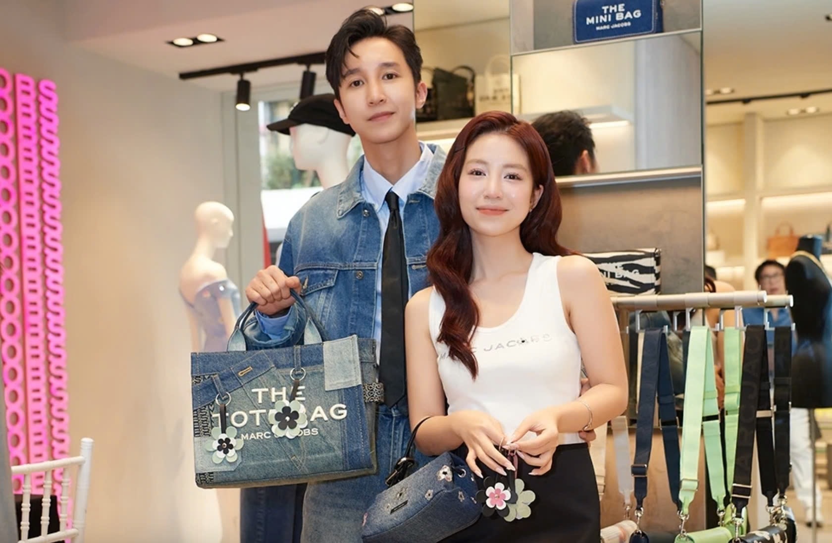 Tin do thoi trang Viet don mau tui moi tu Marc Jacobs hinh anh