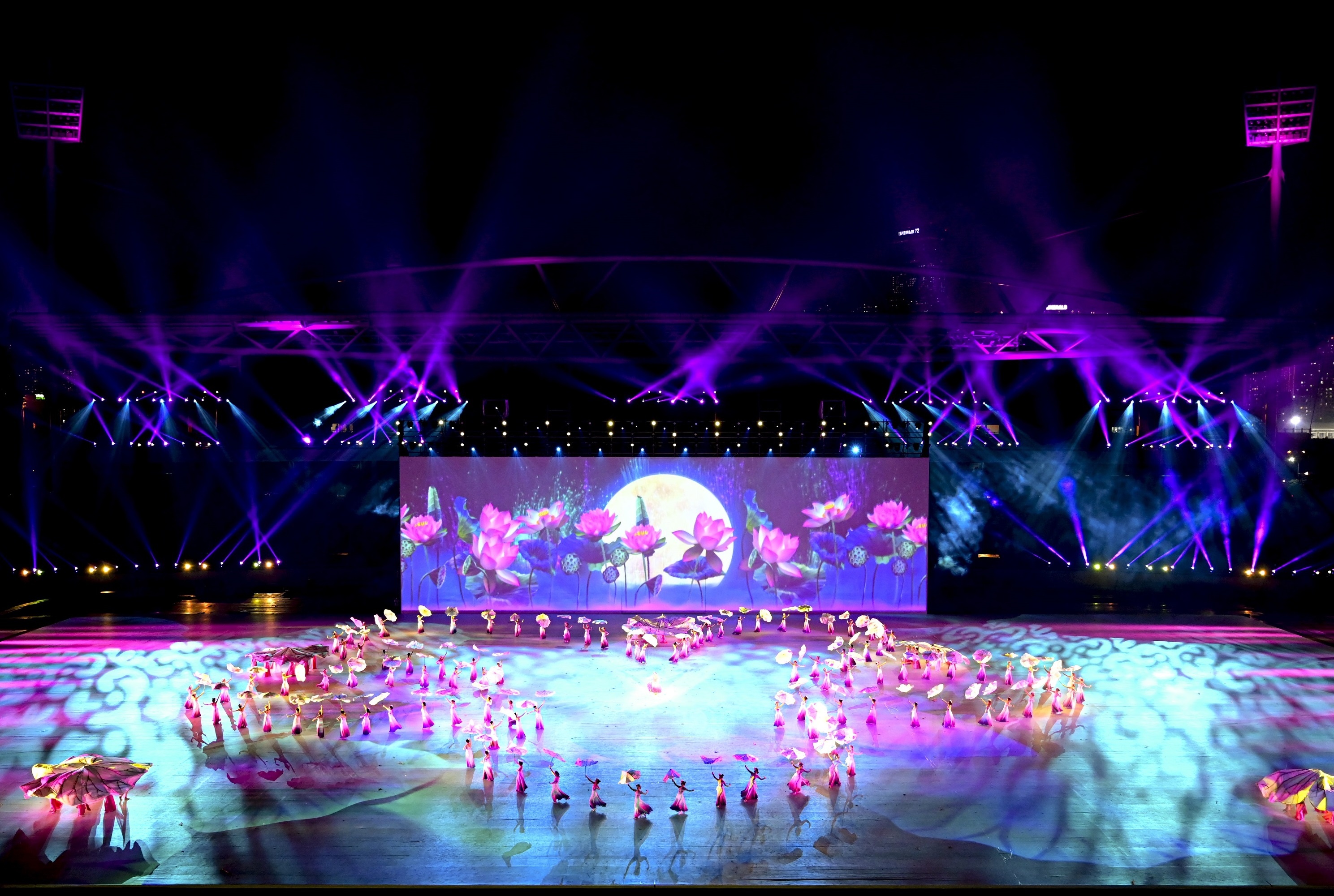 Ngay hoi van hoa SHB & T&T Group - dau an vung buoc vao ky nguyen moi hinh anh