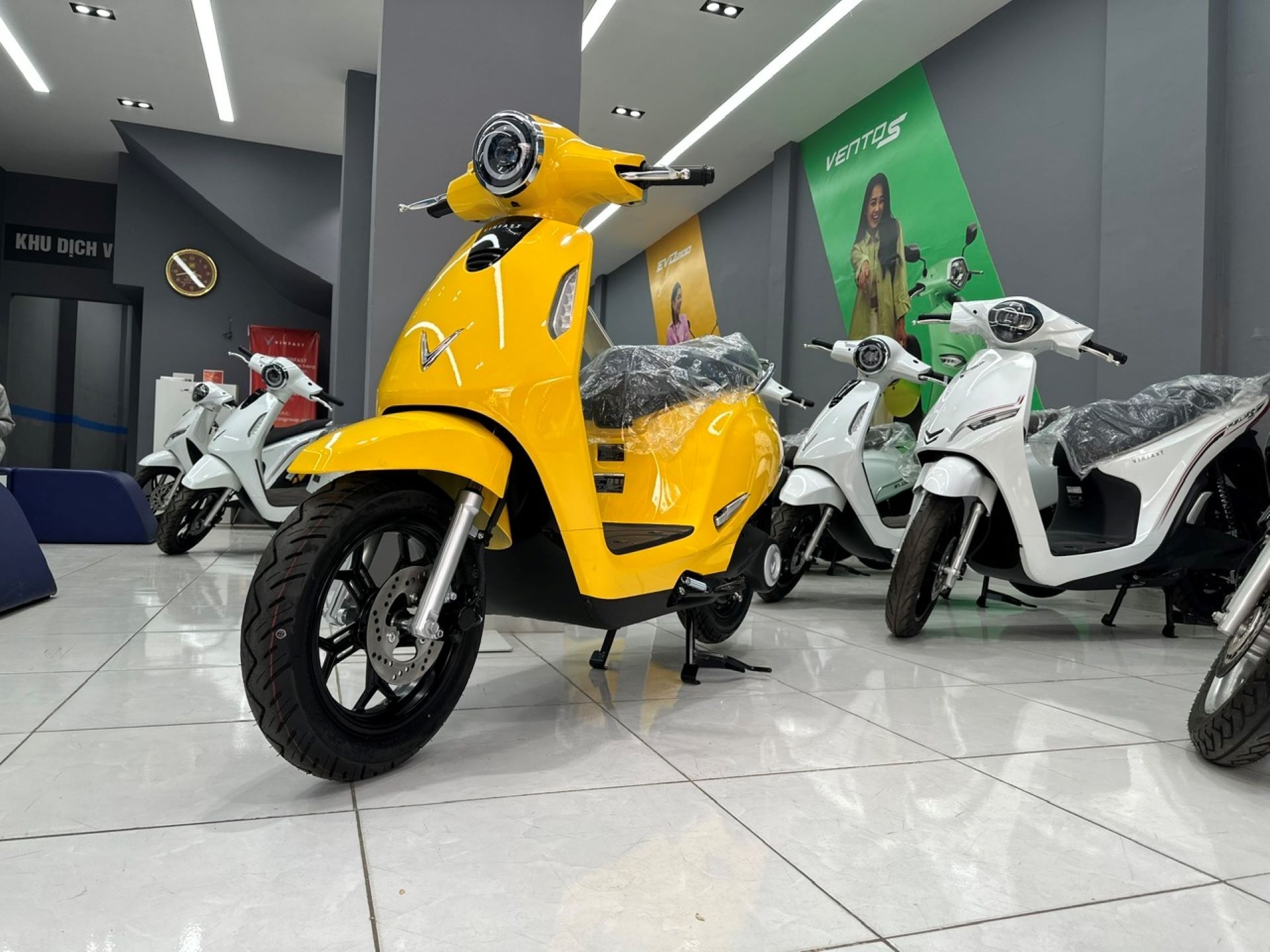 Xe may dien VinFast anh 4