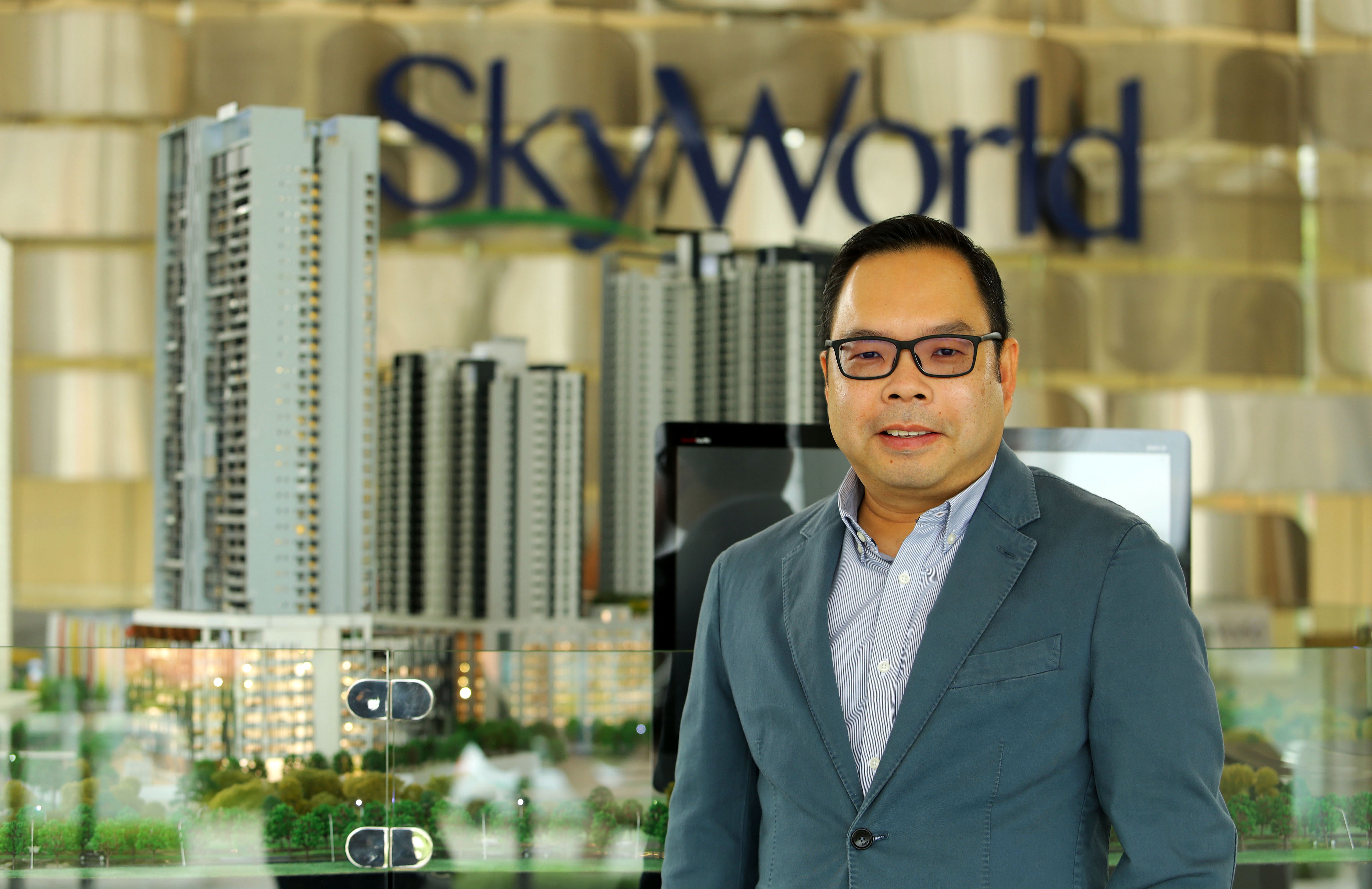 Nhin lai 2 thap ky vuon minh cua SkyWorld hinh anh