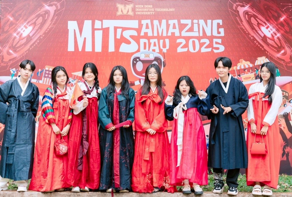 DH Cong nghe Mien Dong anh 5