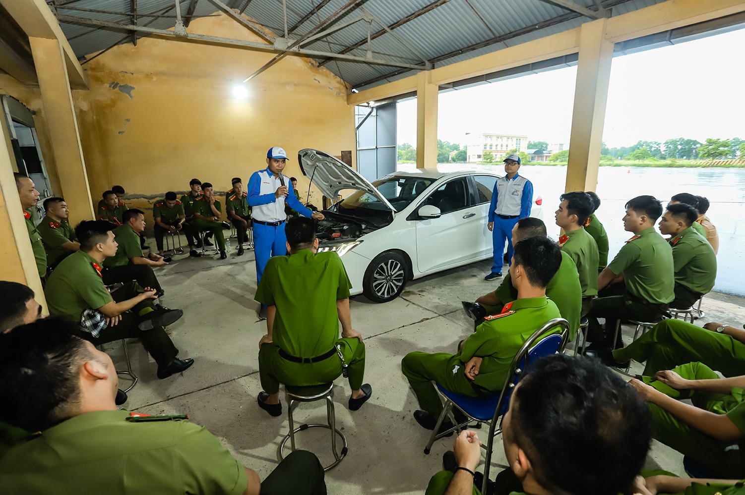 an toan giao thong anh 5