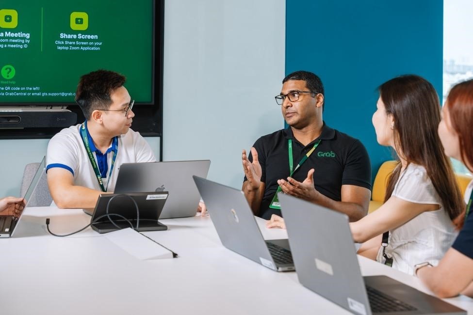 Grab va chien luoc phat trien cac tai nang cong nghe Viet hinh anh