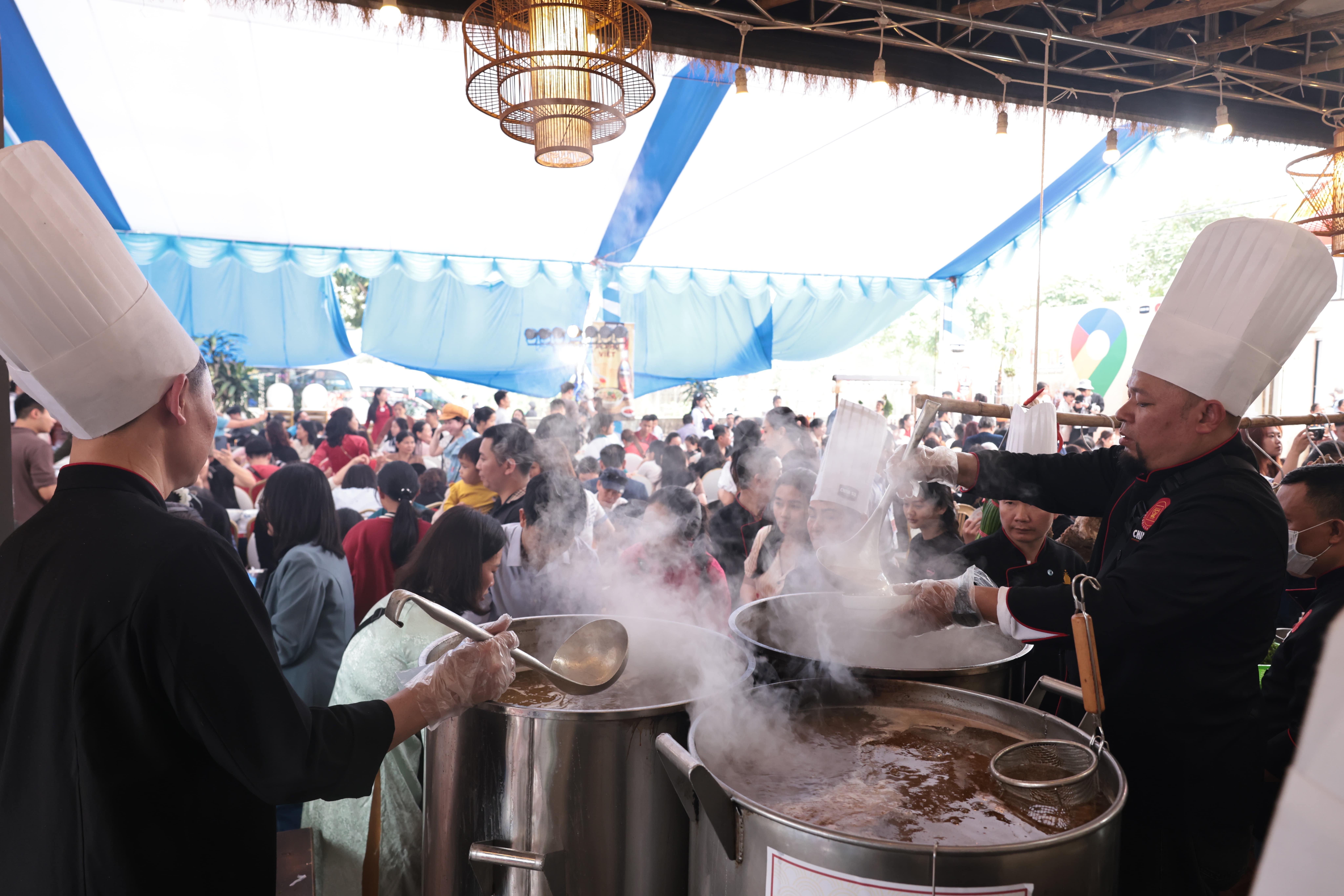 Lễ hội phở Vân Cù ảnh 5 Le hoi pho Van Cu anh 5