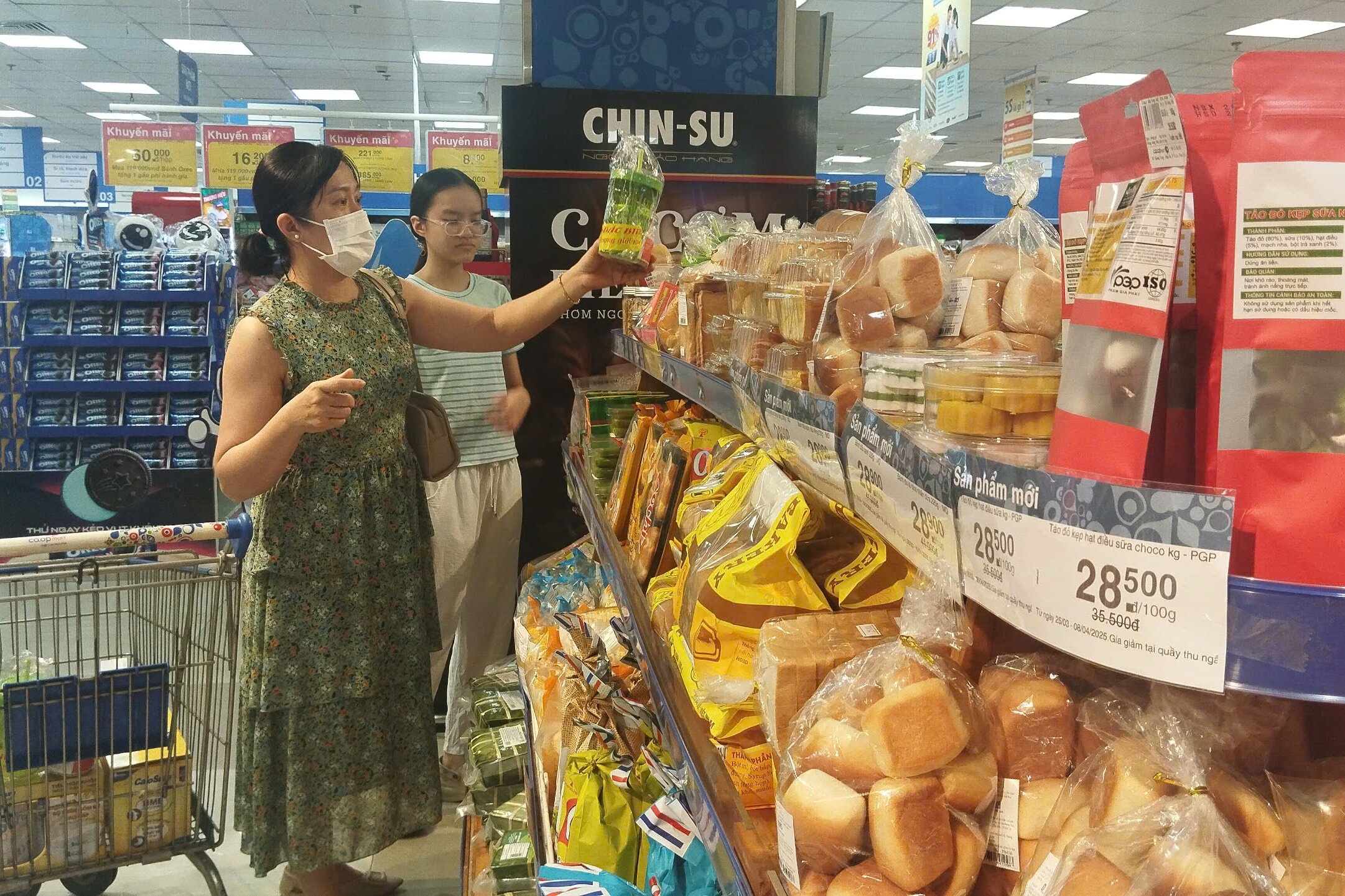 Co.opmart, Co.opXtra tung uu dai kep mung le Gio To Hung Vuong hinh anh