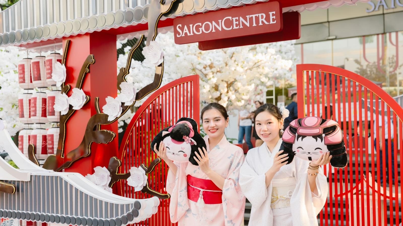 Kham pha ve dep di san va canh sac xu phu tang tai le hoi Nhat Ban hinh anh