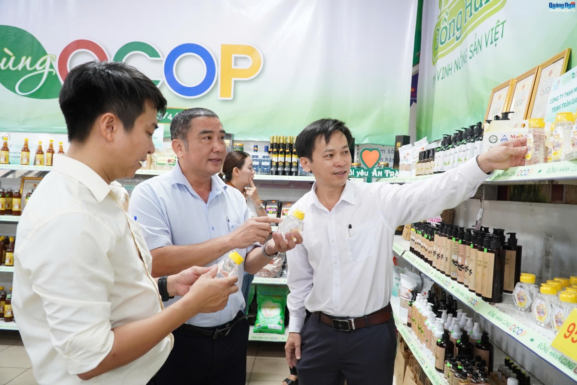 Co.opmart anh 2