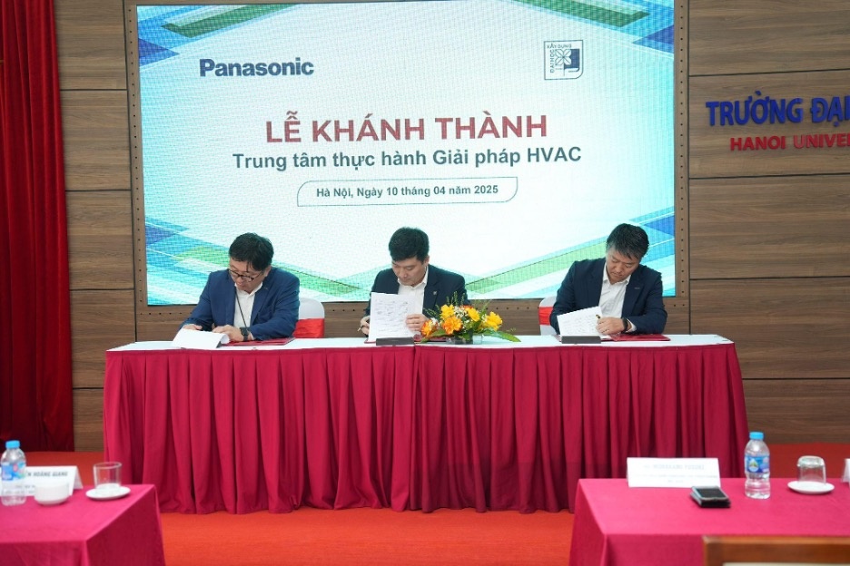Panasonic anh 1