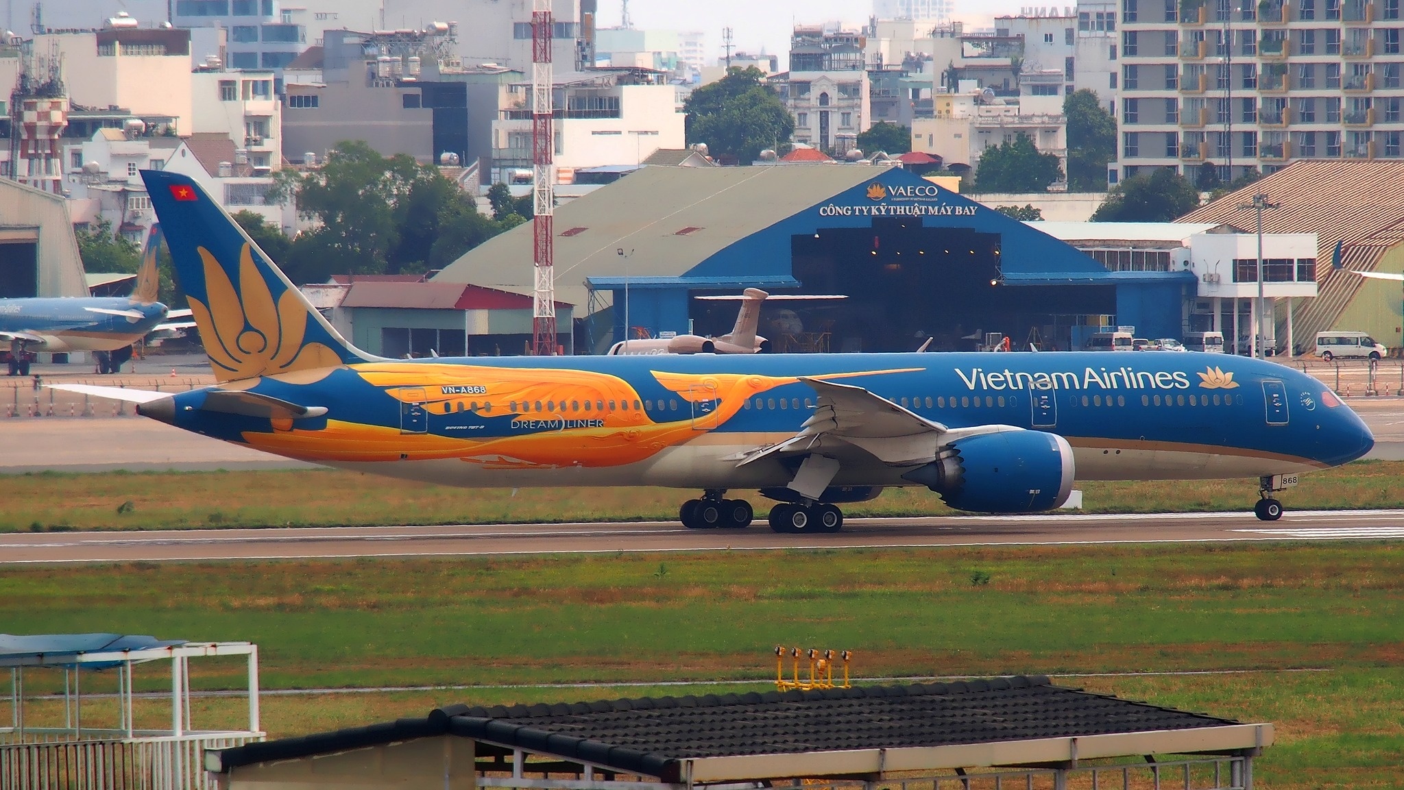 Vietnam Airlines anh 1