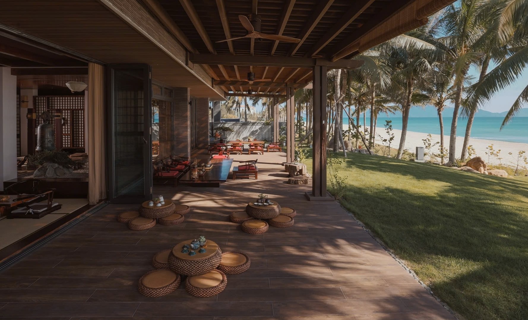 Trai nghiem am thuc chanh niem ben bo bien Da Nang hinh anh