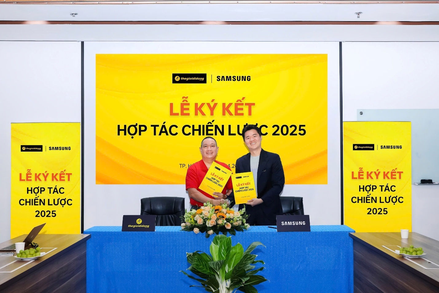 Bat tay Samsung, TGDD mang den loat san pham dac quyen voi uu dai lon hinh anh