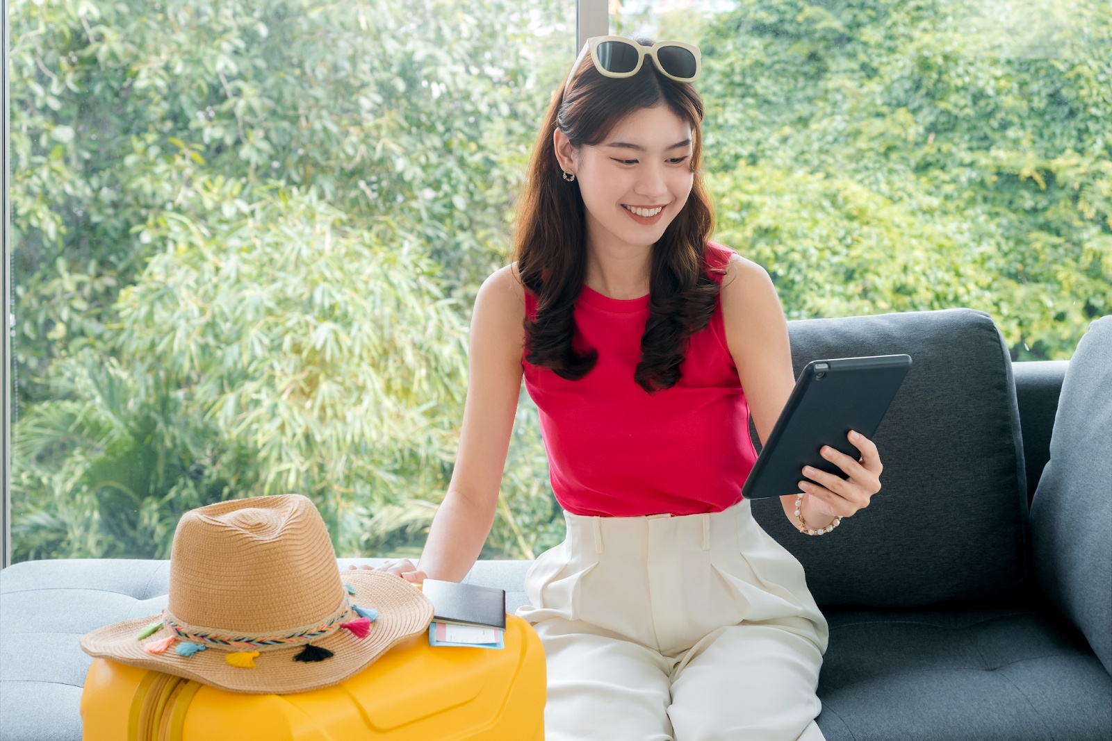 Bi quyet 'chua lanh thong minh' khi di du lich mua cao diem hinh anh