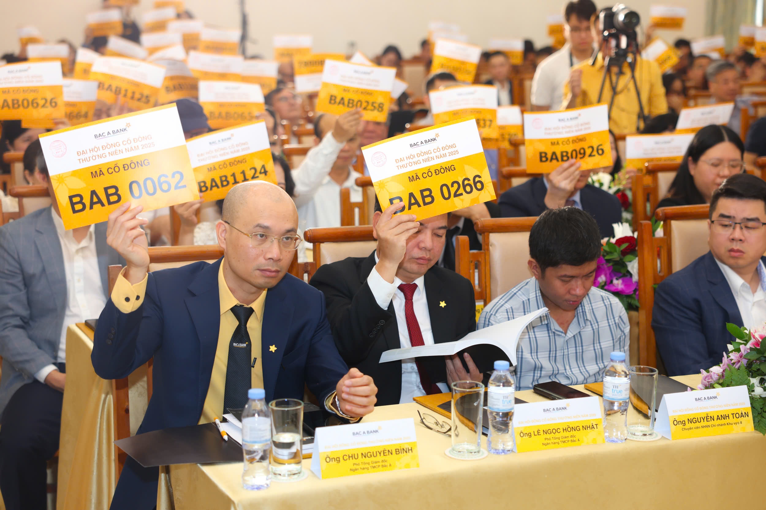 Bac A Bank anh 2