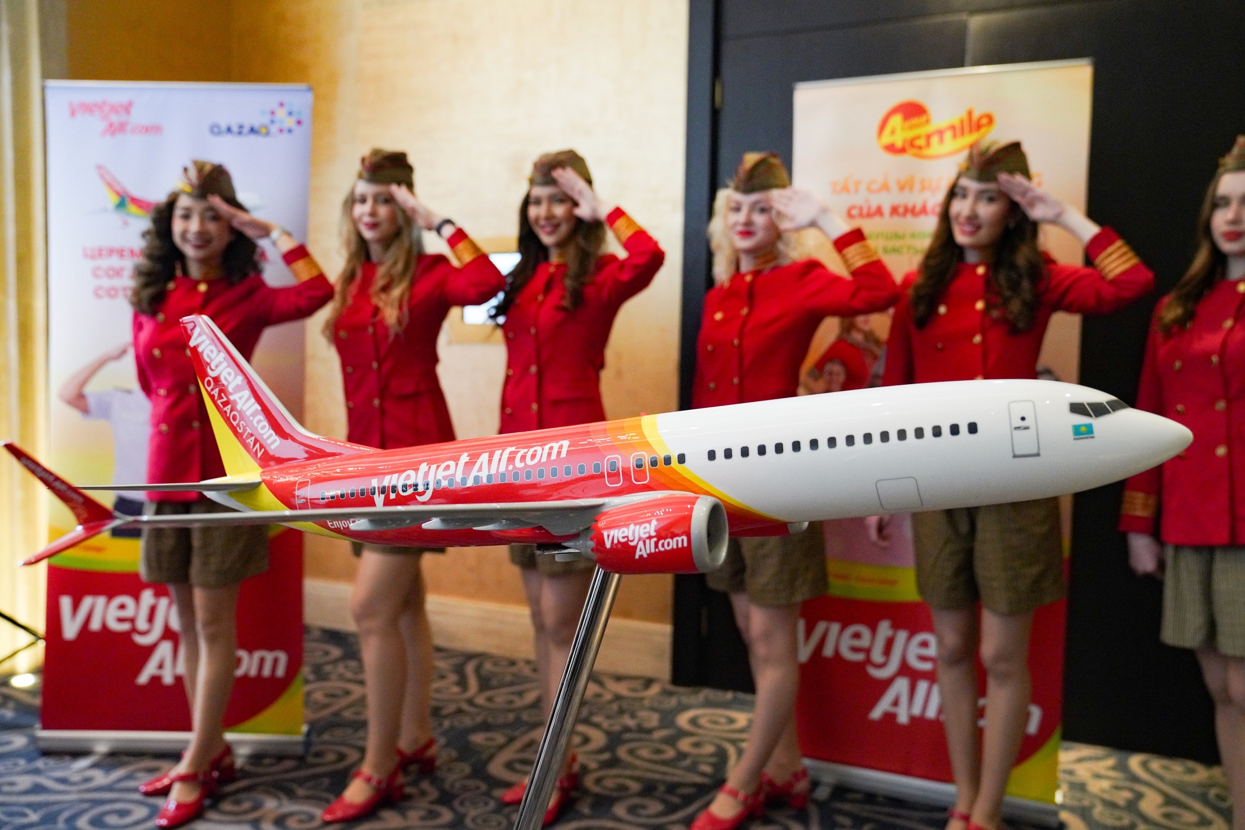 Vietjet anh 8