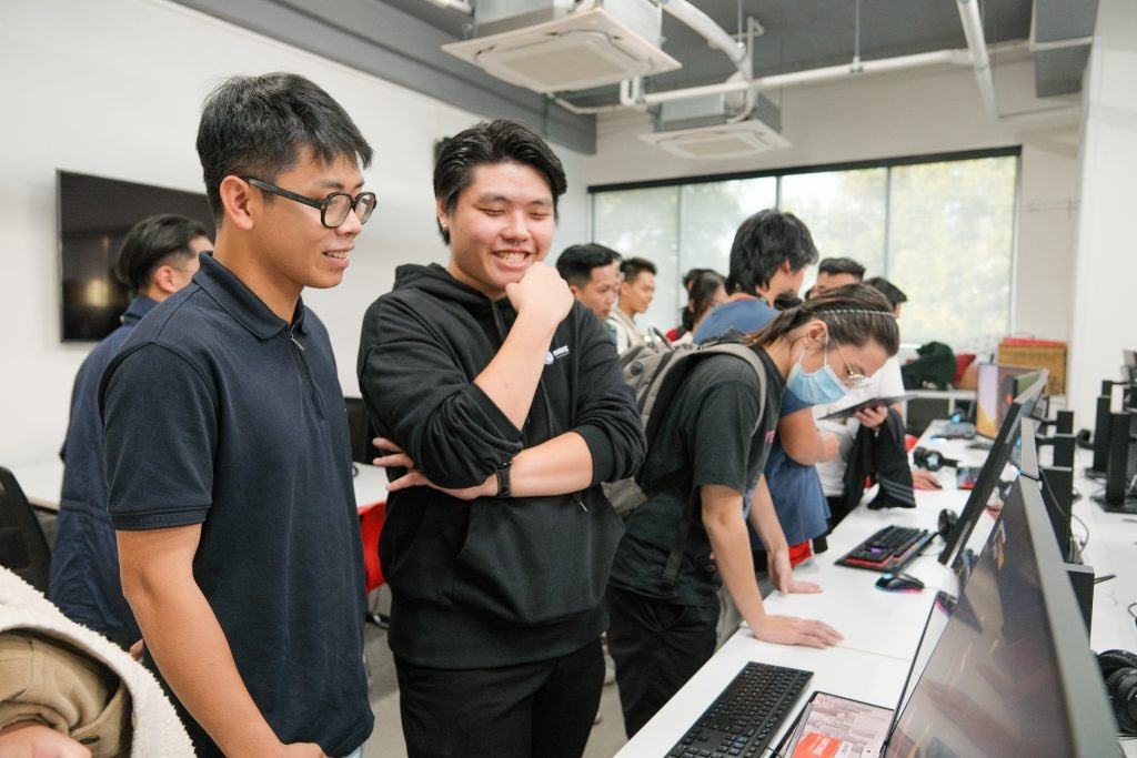 Ky thuat phan mem du doan chiem linh thi truong lao dong 5 nam toi hinh anh