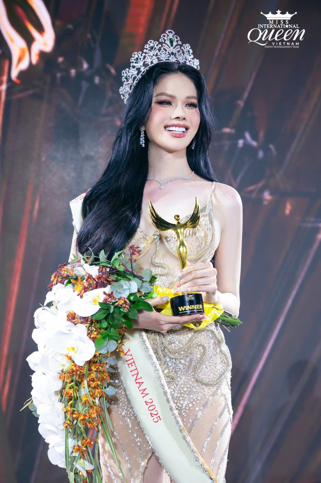 Ha Tam Nhu anh 2