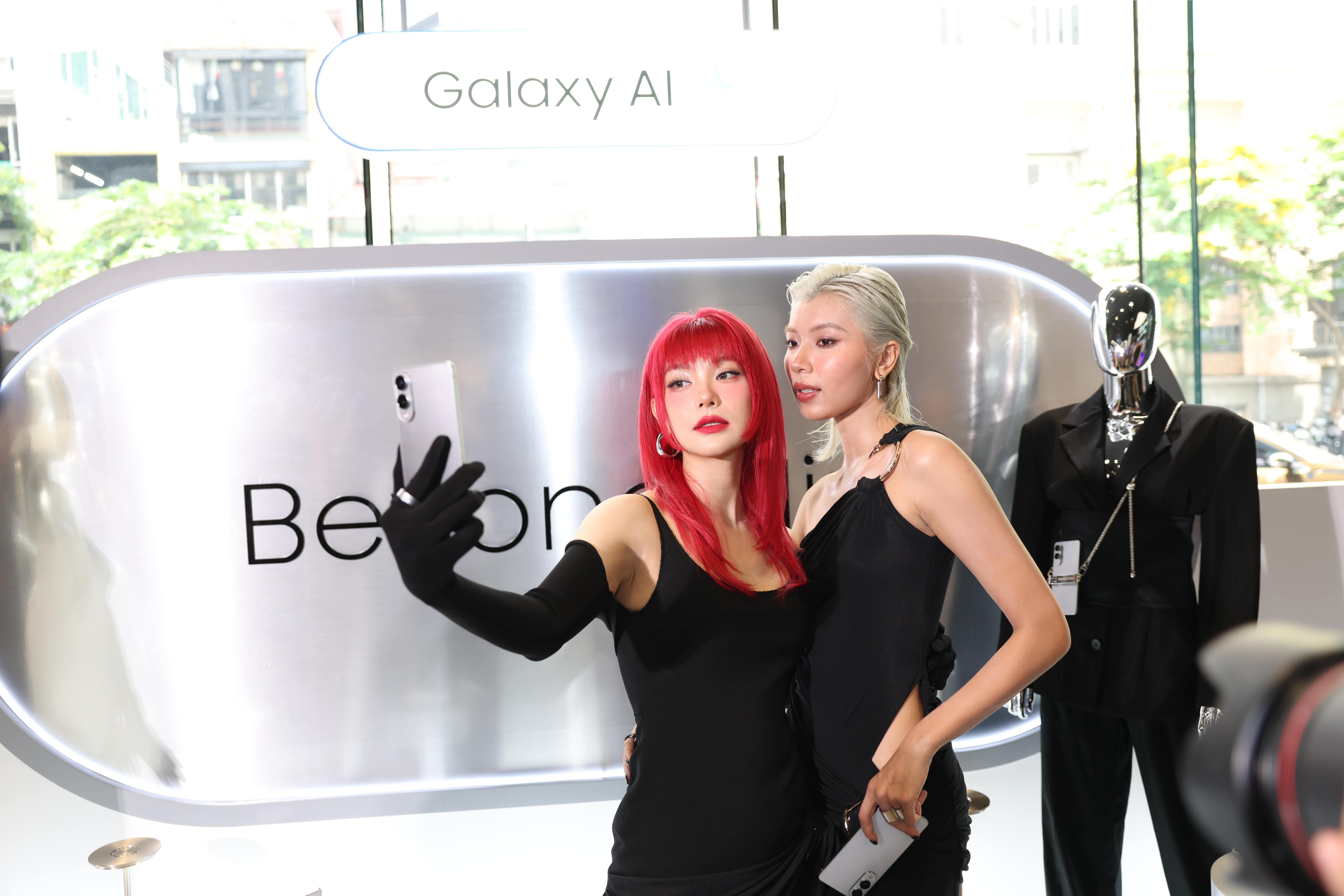 Minh Hang, Dong Anh Quynh va tuyen ngon thoi trang voi Galaxy S25 Edge hinh anh