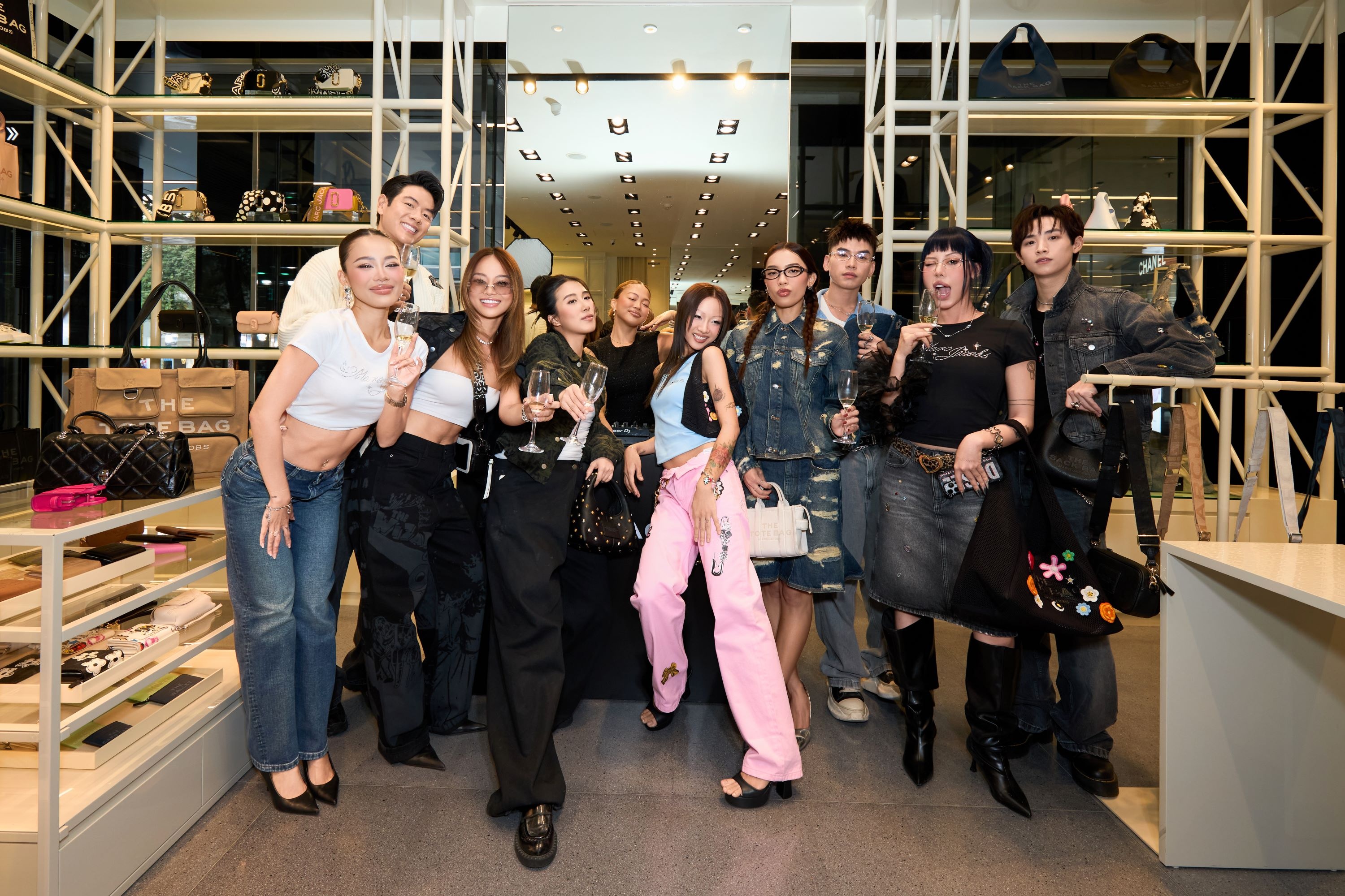 Suboi, Michael Trương dự ra mắt BST mới của Marc Jacobs tại Việt Nam