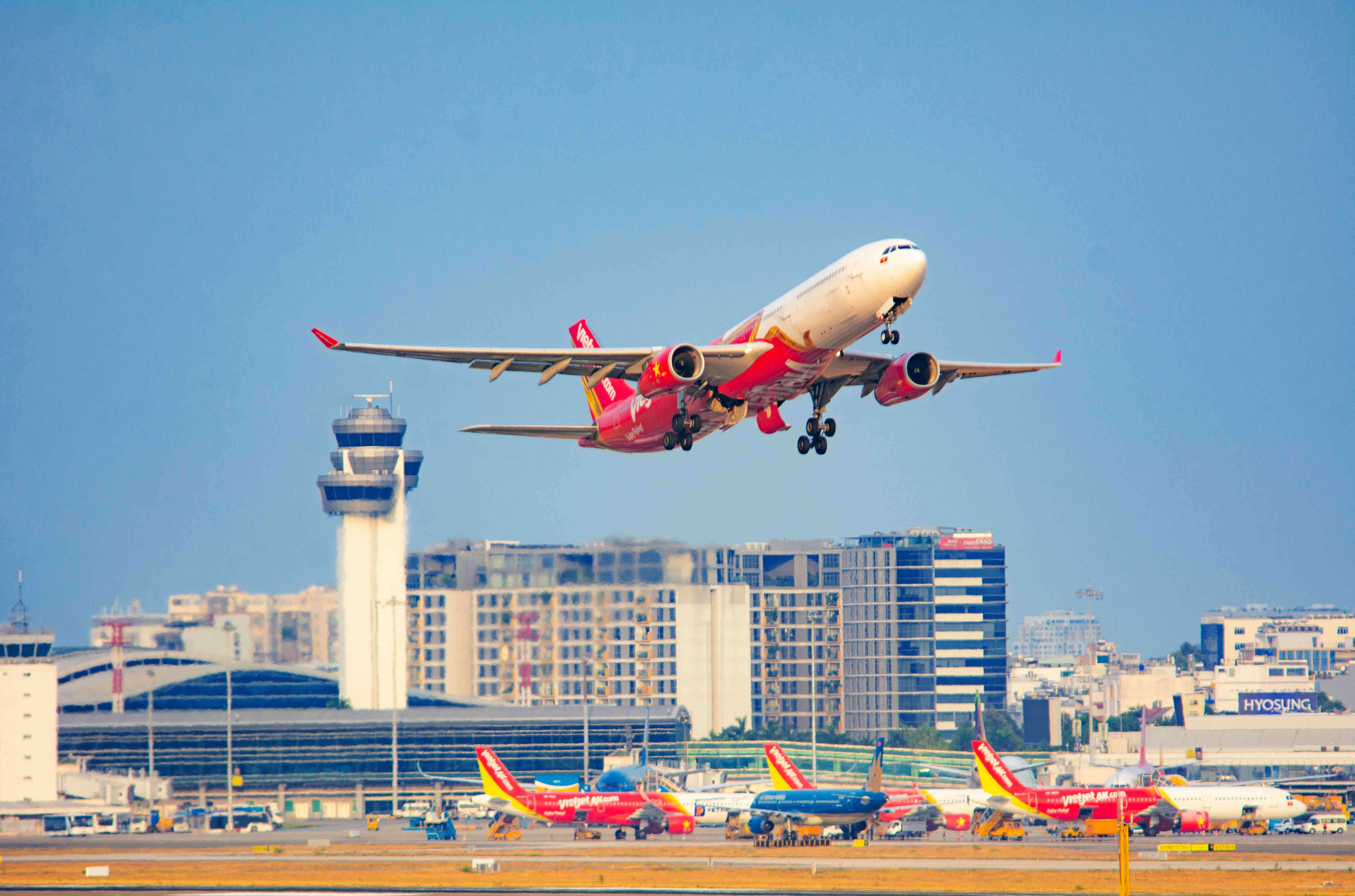 Vietjet anh 1