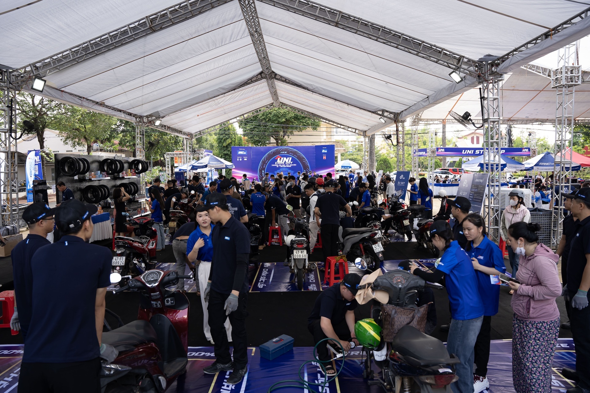 Uni Care Day anh 4