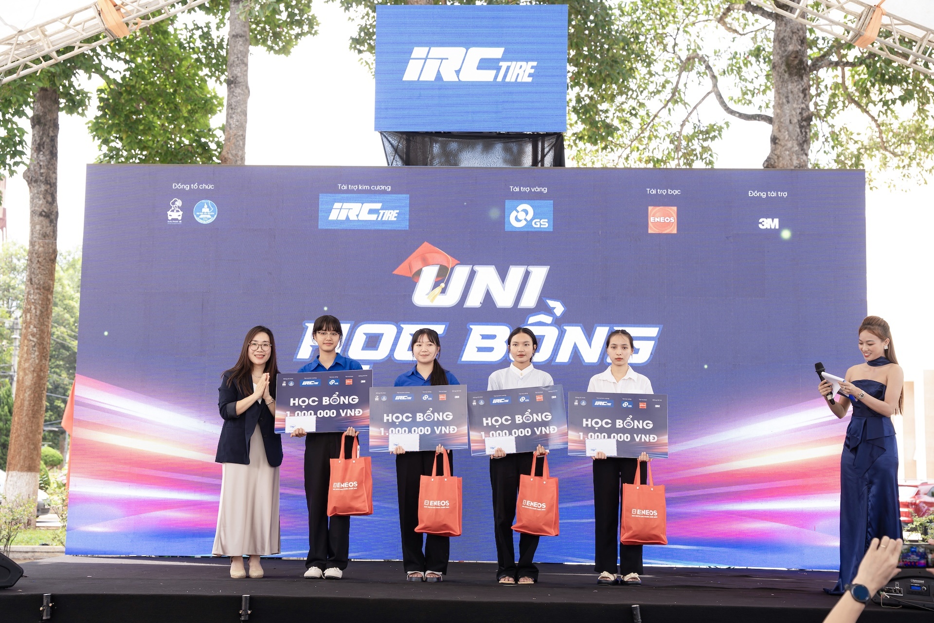 Uni Care Day anh 5
