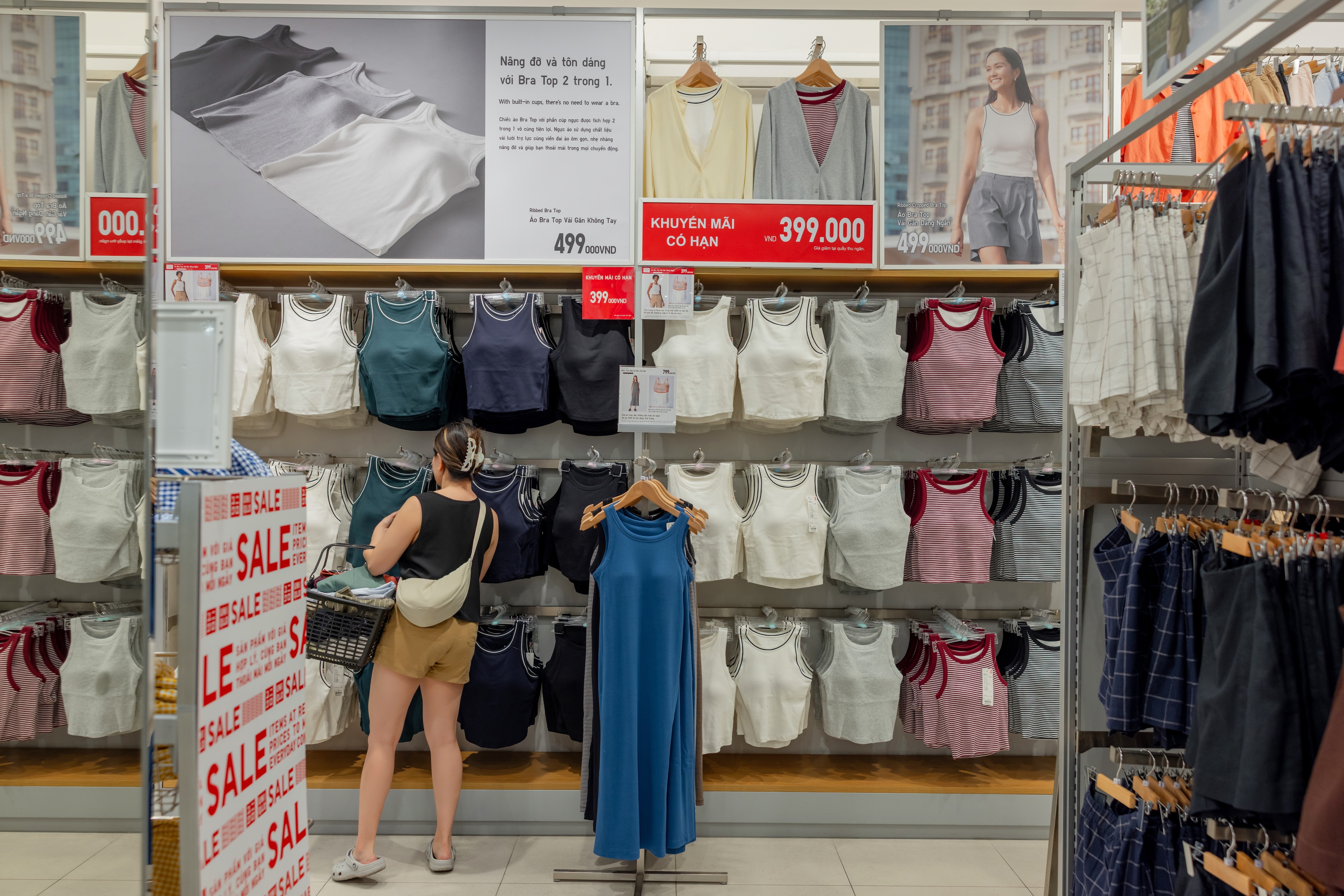 Uniqlo ảnh 11 Uniqlo anh 11