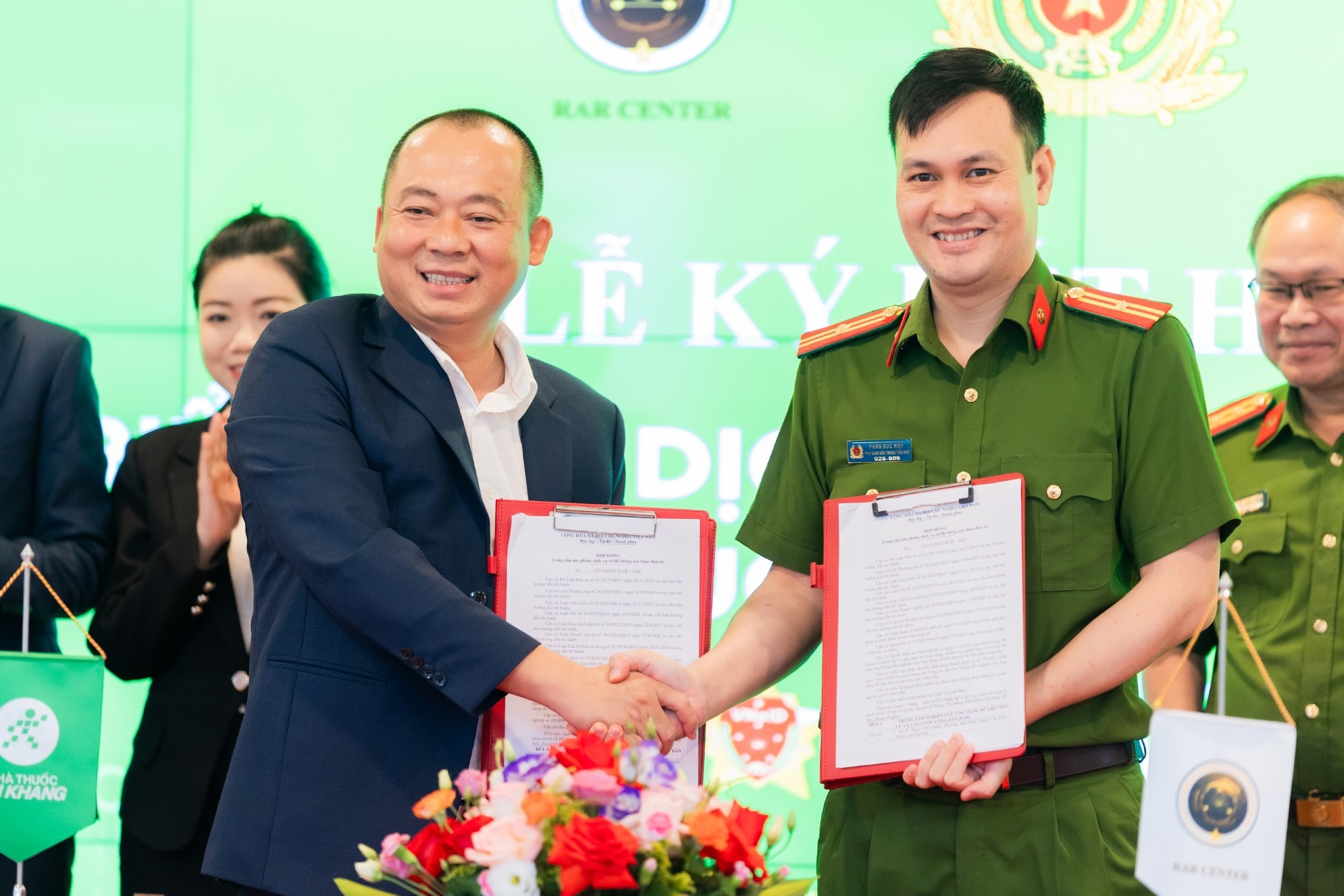 nha thuoc An Khang anh 2