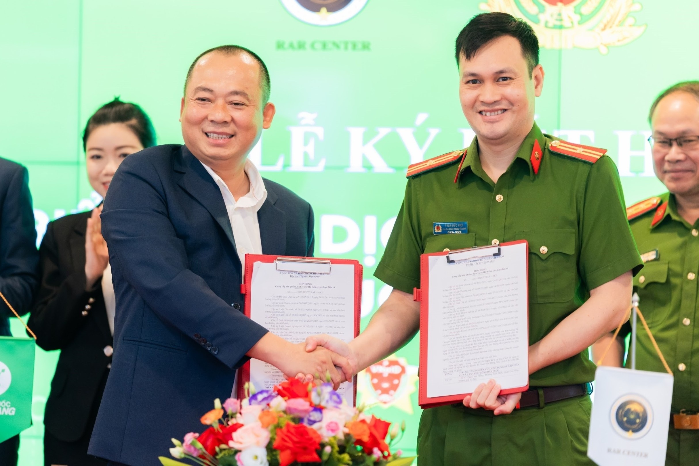 He thong nha thuoc An Khang tich hop vao VNeID hinh anh