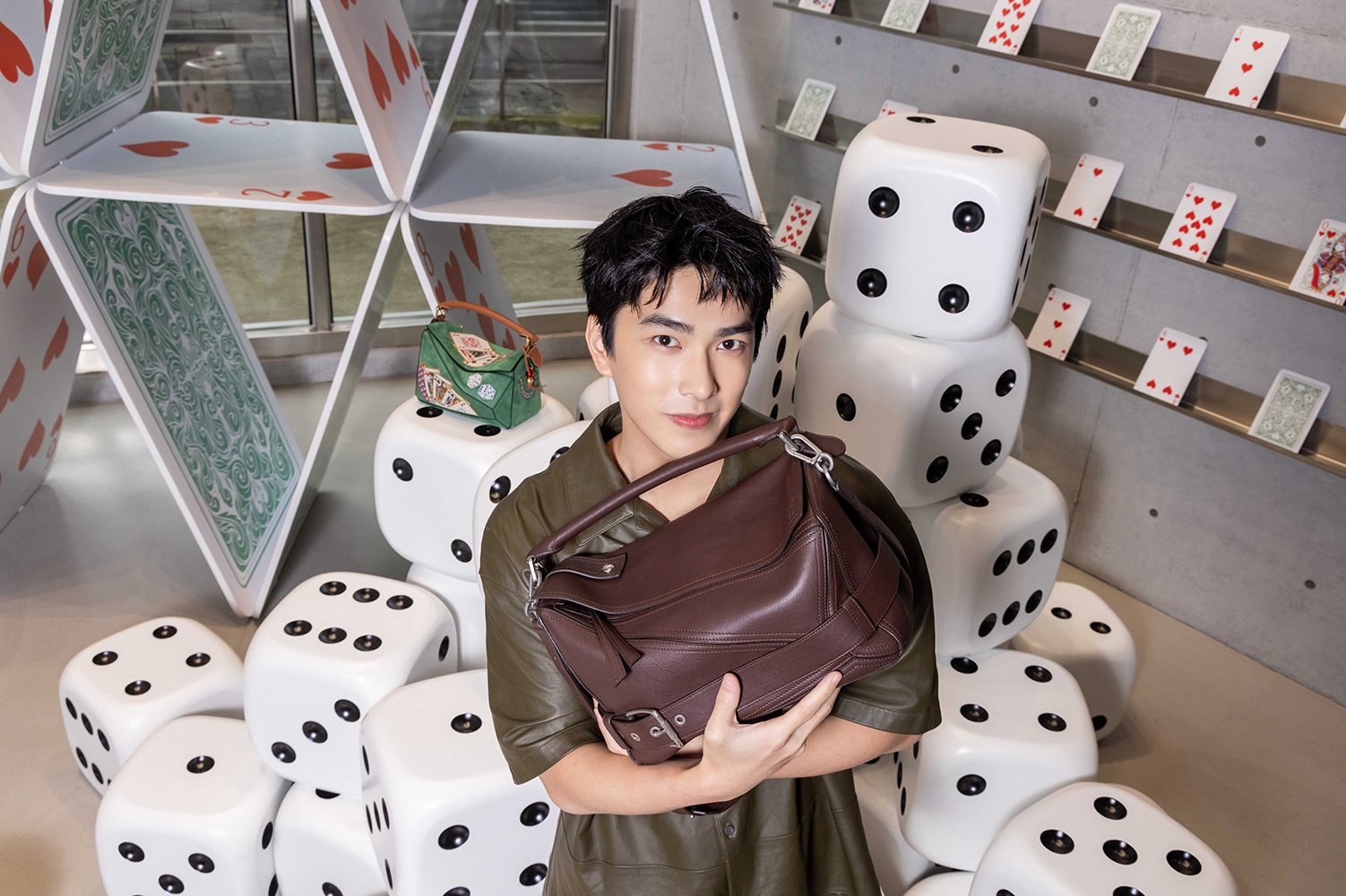 LOEWE_Puzzle_10_2.jpg