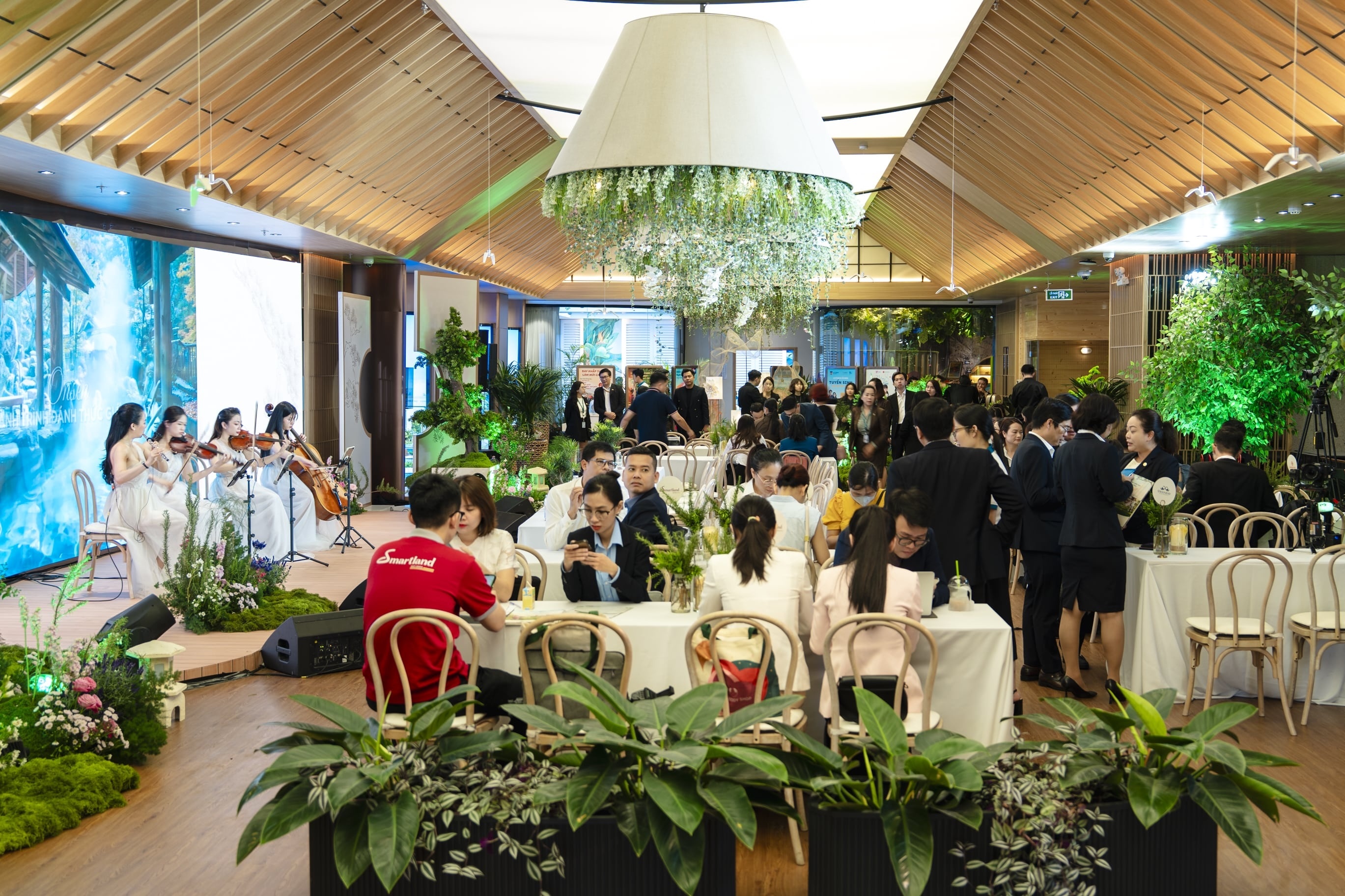 Bat dong san TP.HCM anh 1