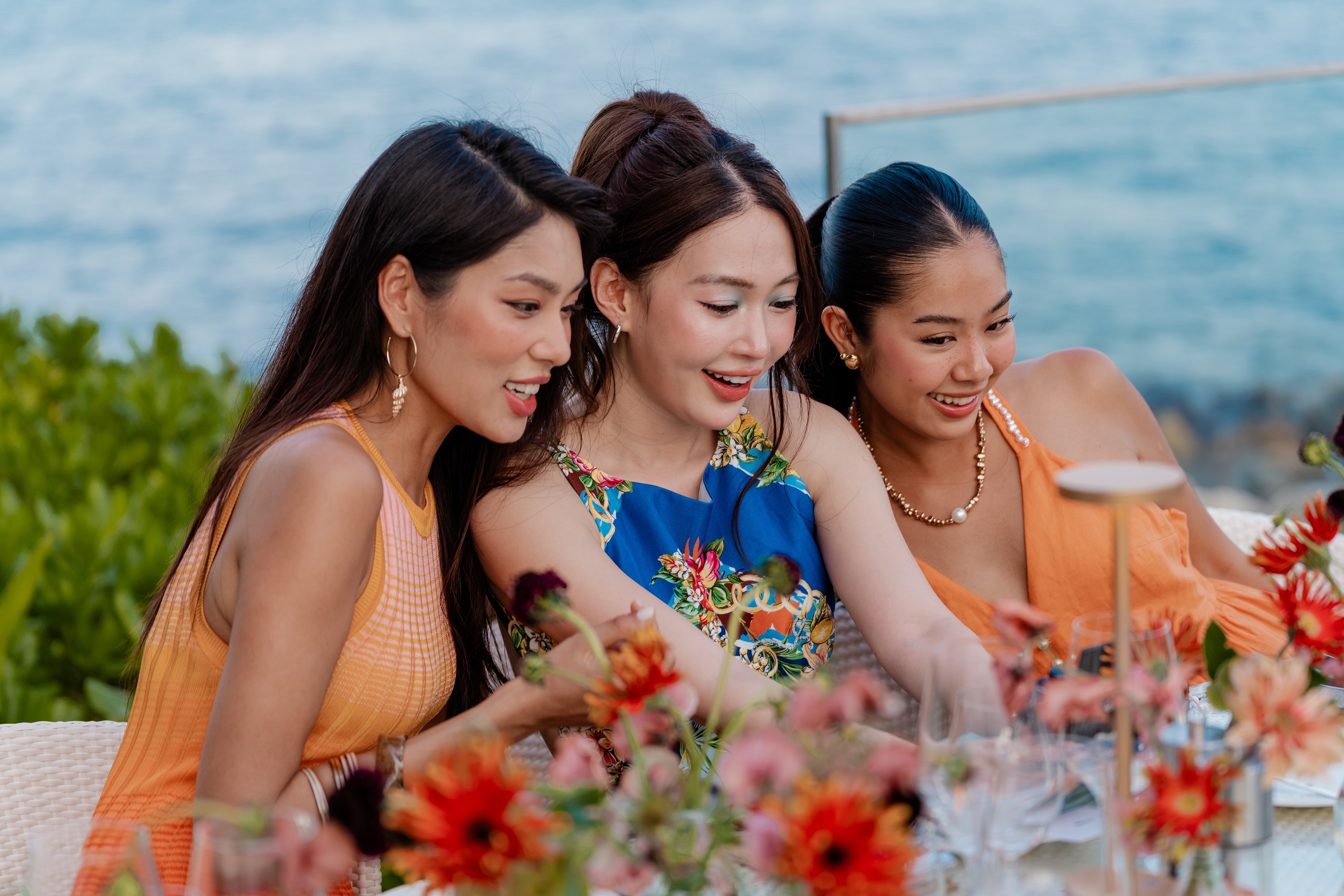 Maje ra mắt BST chính hạ, thiết đãi giới mộ điệu biển xanh nắng vàng
