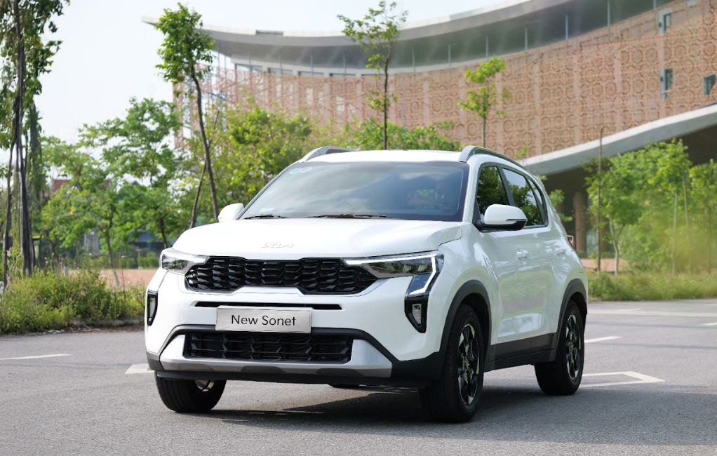 Kia Sonet anh 1