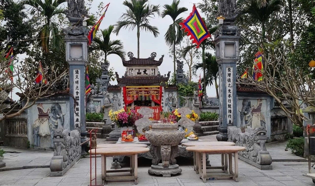 Lang Van Son - ‘trai tim van hoa’ giua do thi moi hinh anh