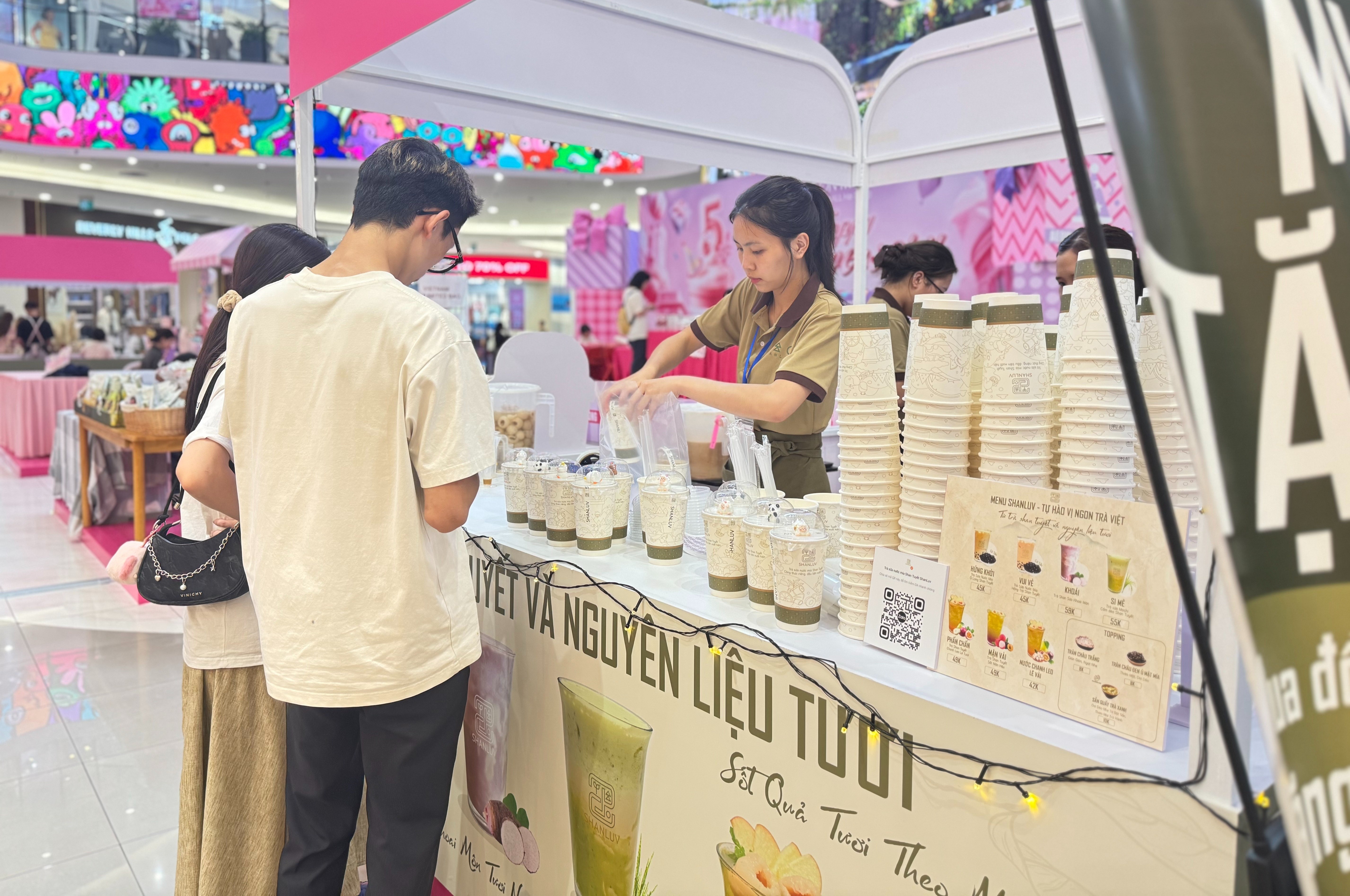 Su kien sinh nhat lan 5 tai Aeon Mall Ha Dong hinh anh