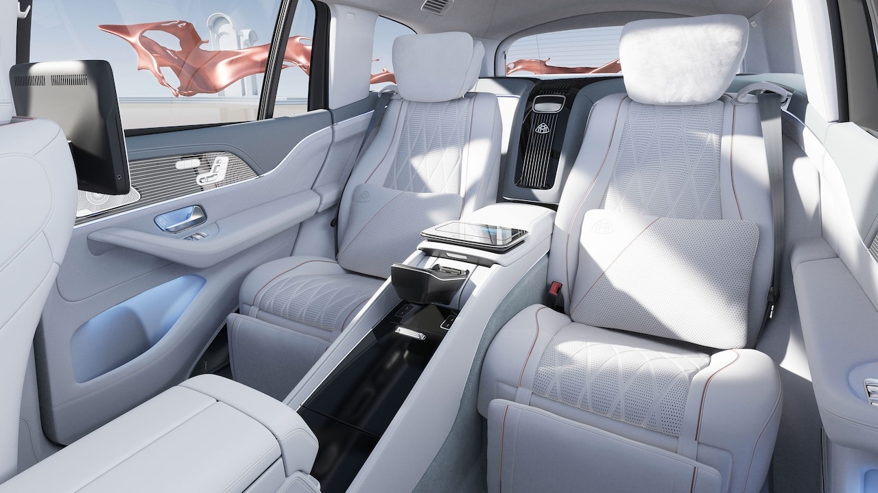 Mercedes-Benz anh 4
