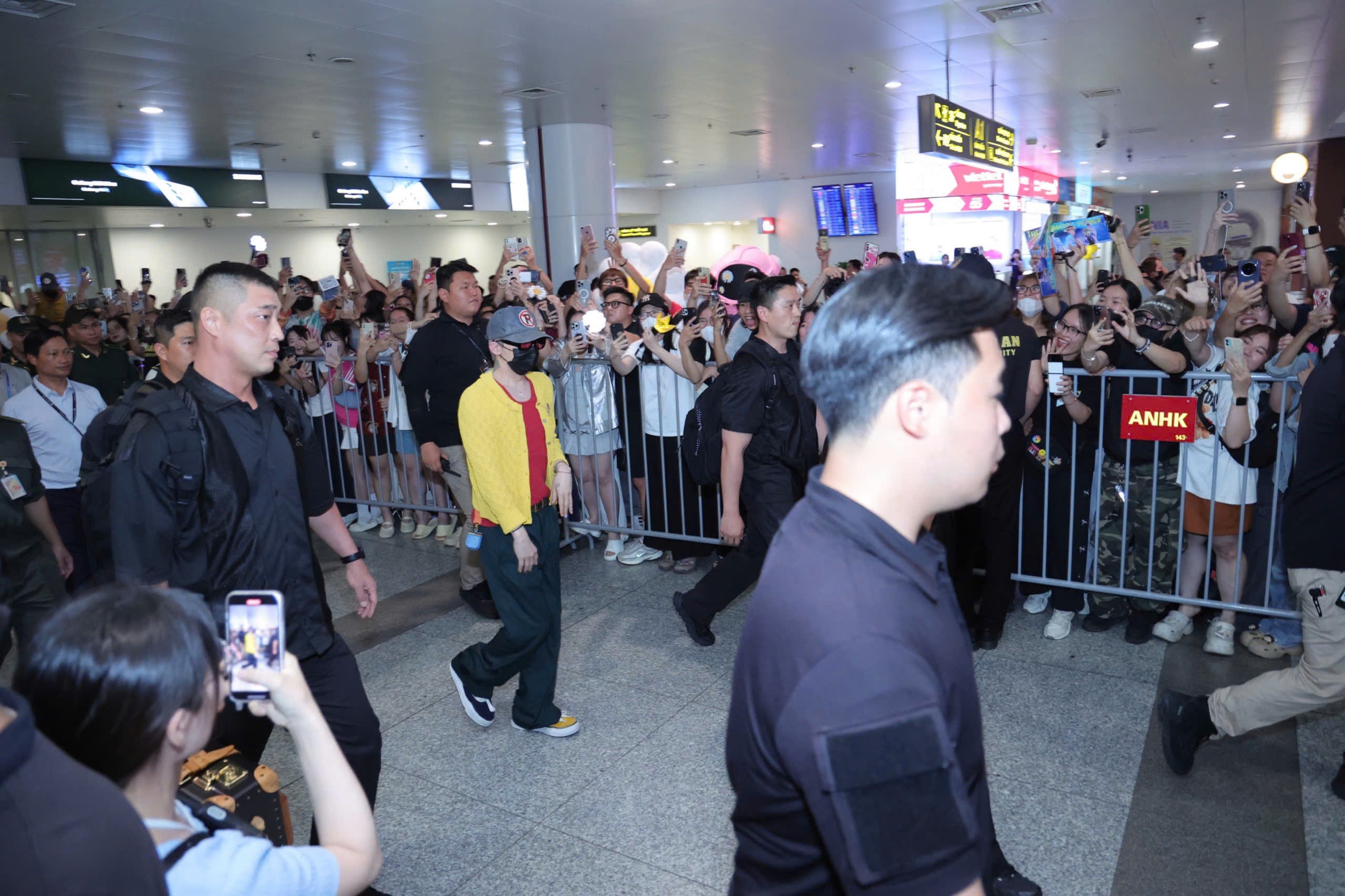K-Star Spark in Vietnam anh 2