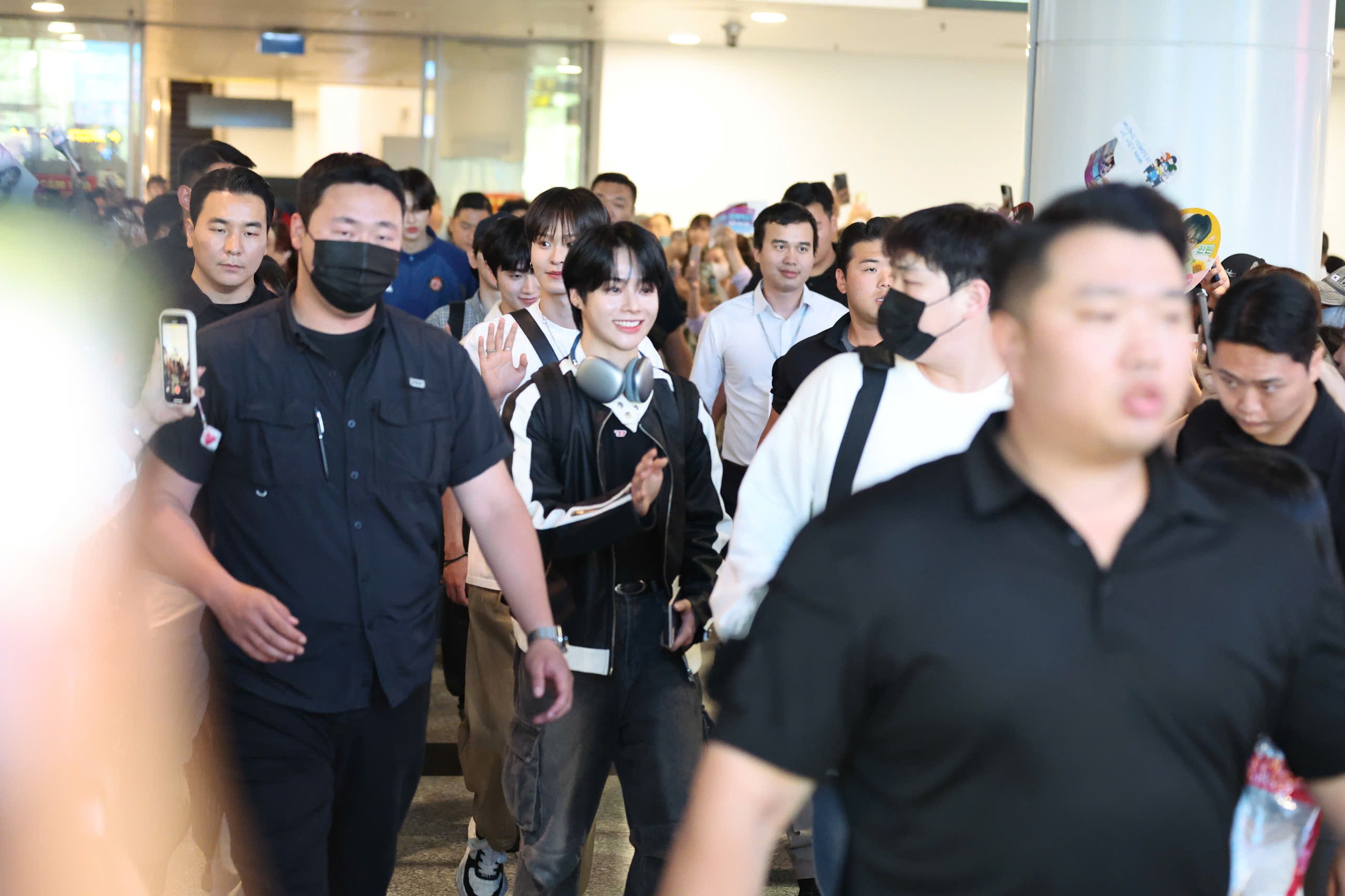 K-Star Spark in Vietnam anh 4