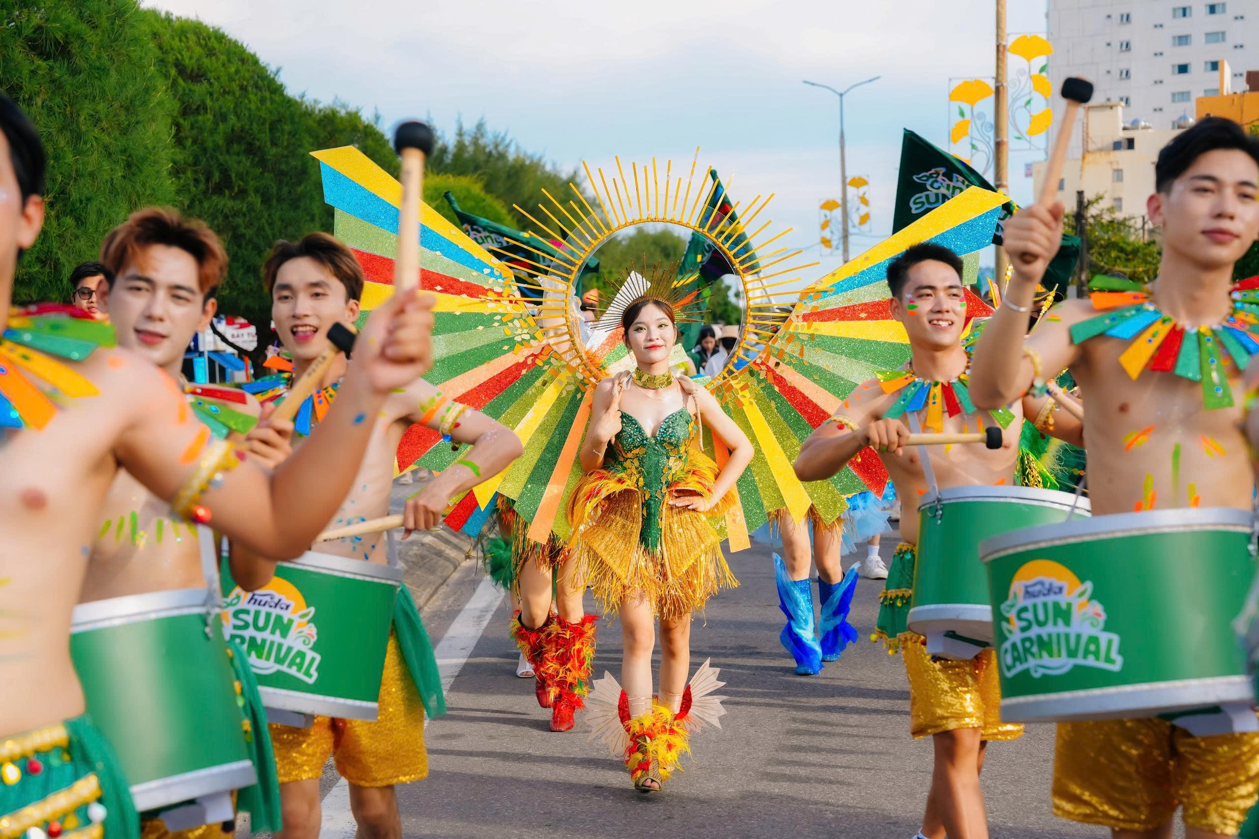 Huda Sun Carnival anh 1