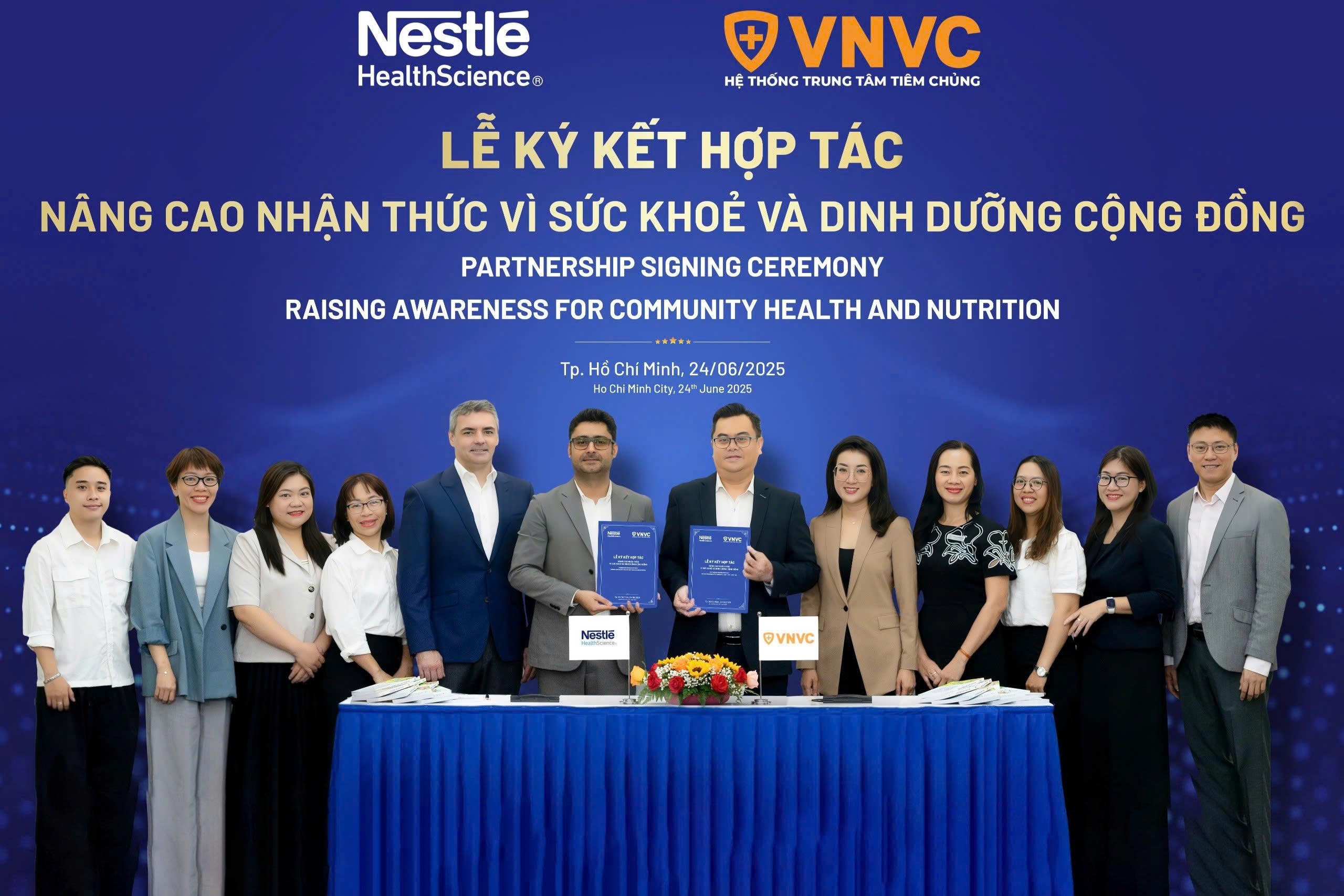 VNVC hop tac chien luoc voi thuong hieu dinh duong hang dau chau Au hinh anh