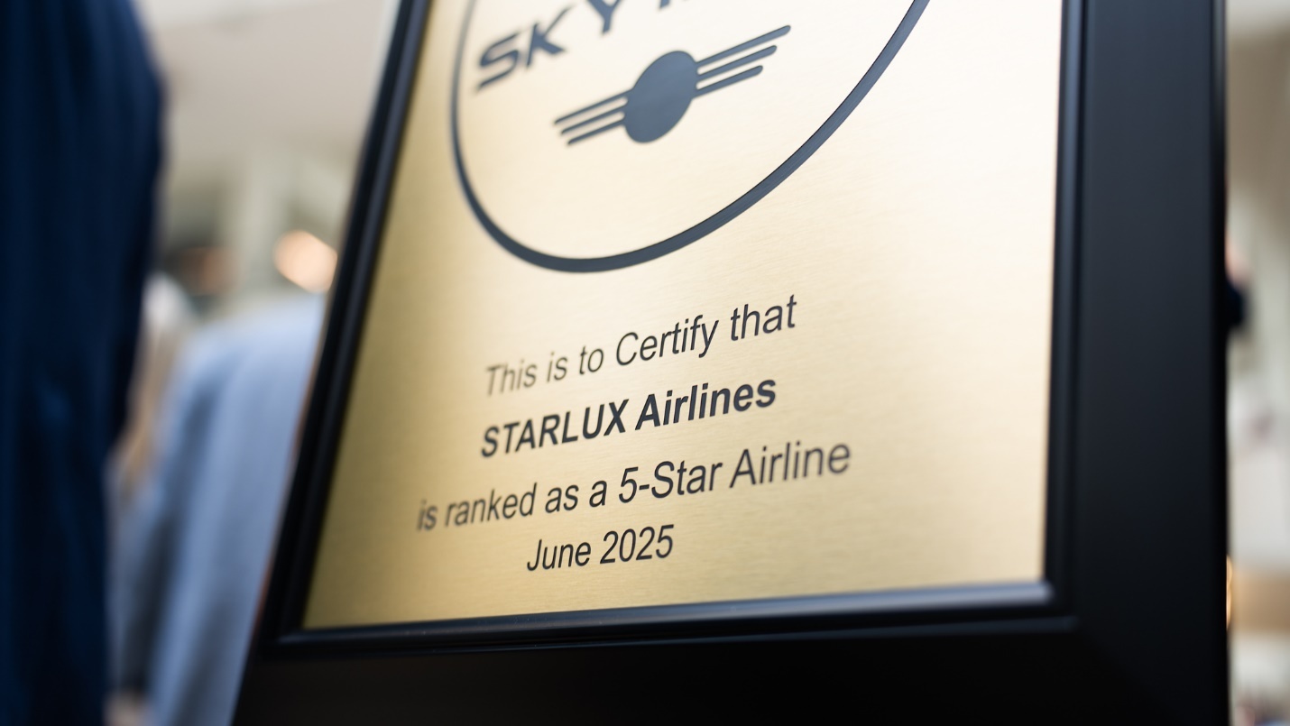 STARLUX Airlines anh 3