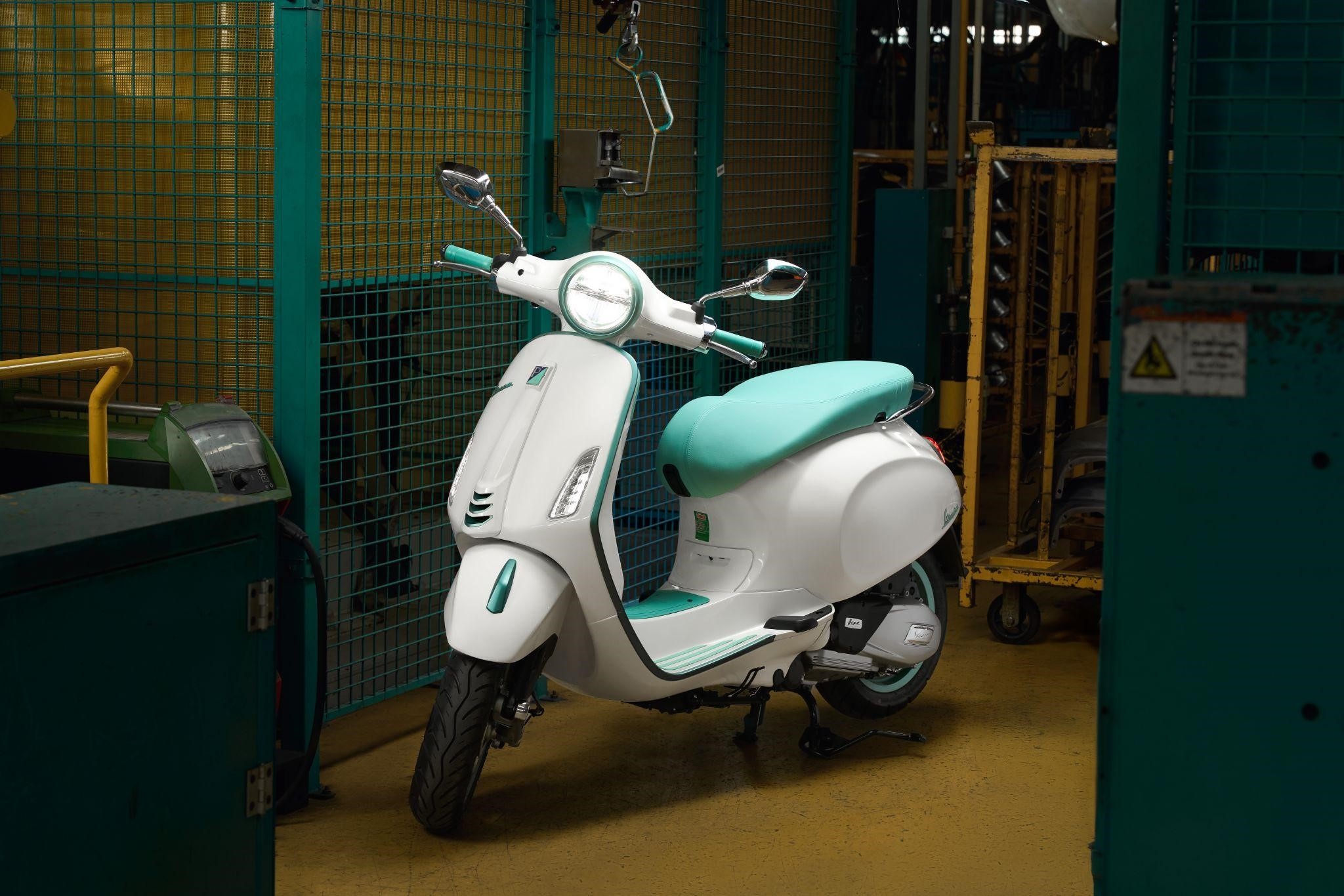 Vespa anh 4